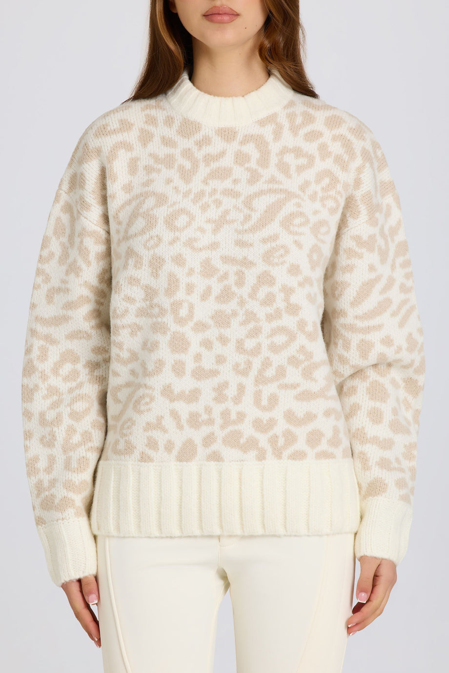 Jacquard-Knit Oversized Jumper in Ice