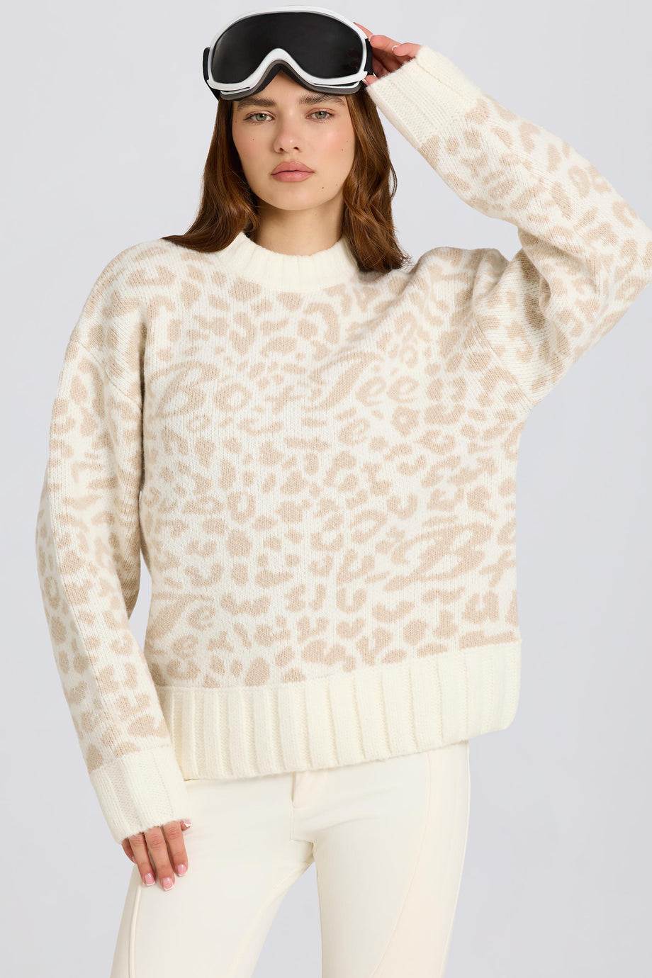Jacquard-Knit Oversized Jumper in Ice