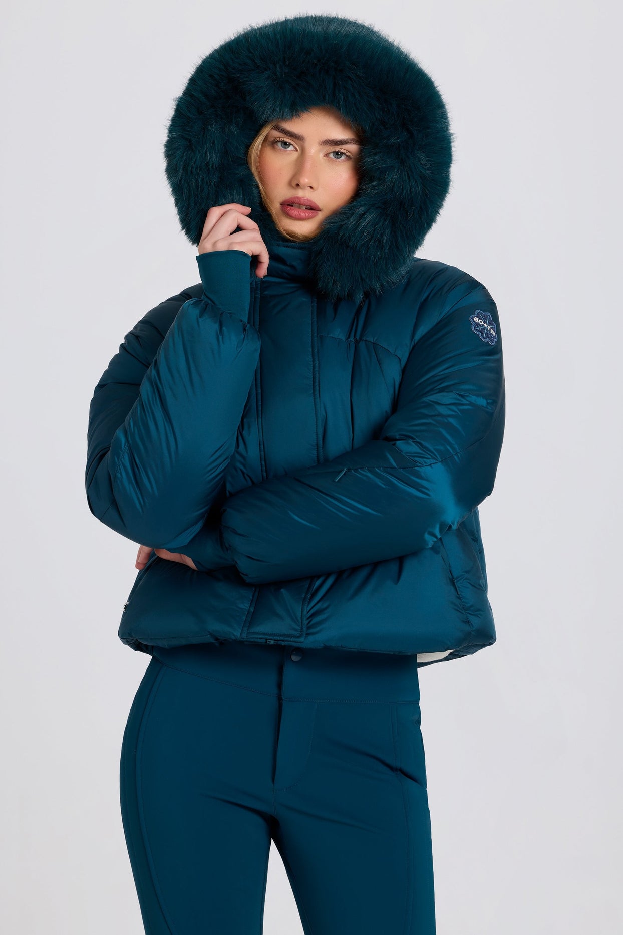 Waterproof Faux-Fur Hood Cropped Ski Jacket in Teal