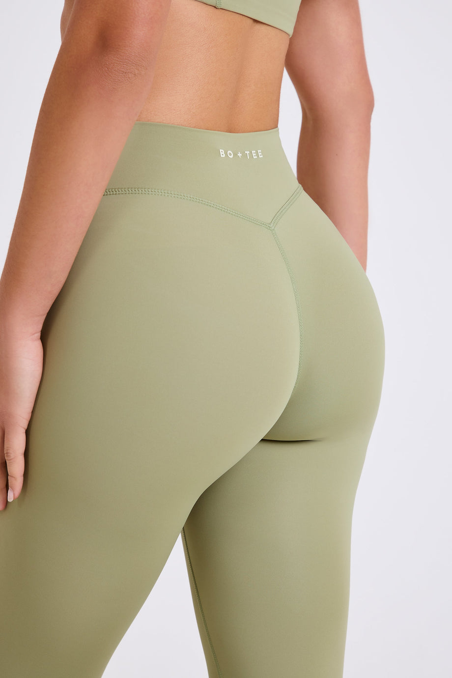 High-Waist Leggings in Matcha