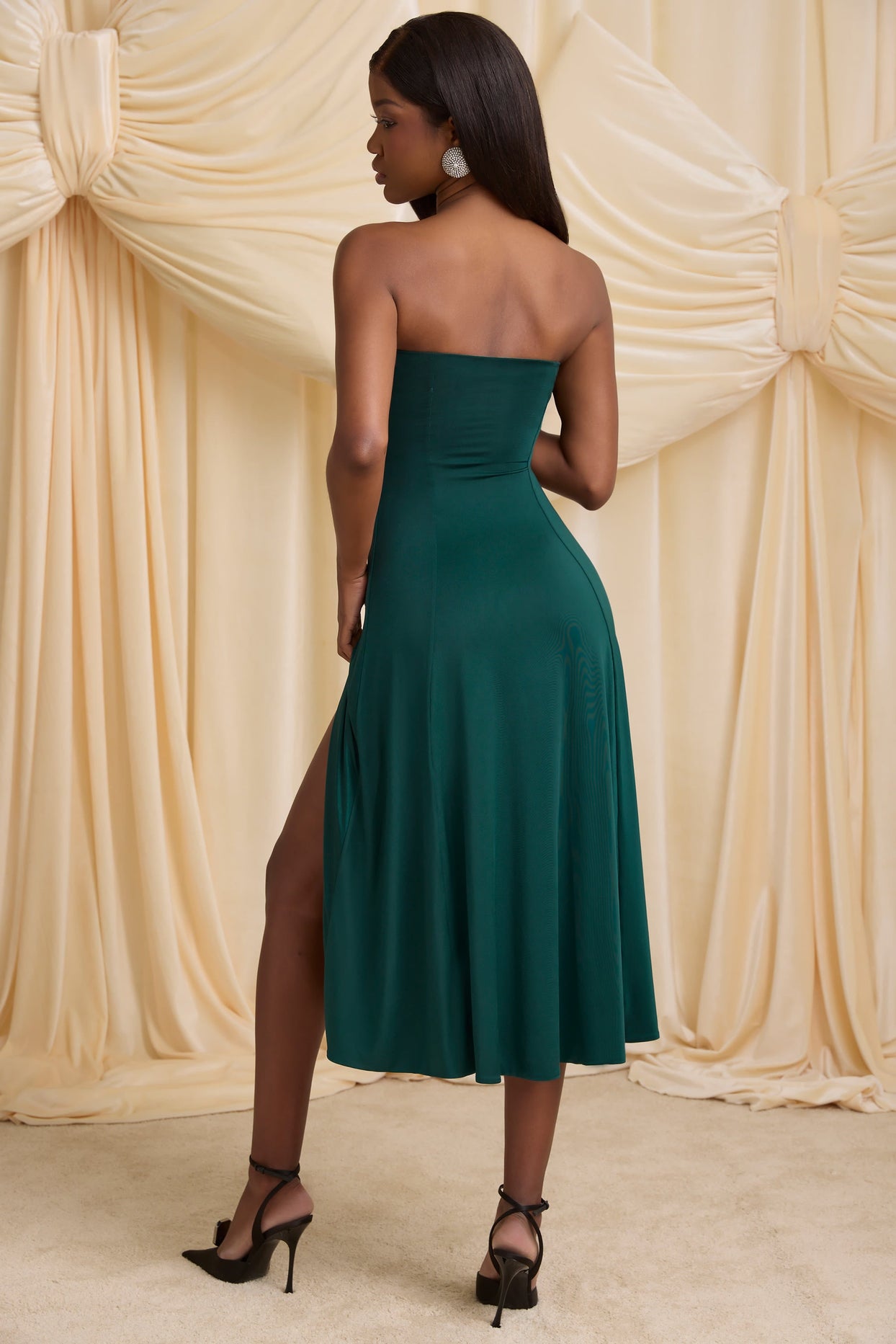 Aurea Slinky Jersey Strapless A-Line Midaxi Dress in Emerald Green | Oh Polly Aurea Slinky Jersey Strapless A-Line Midaxi Dress in Emerald Green | Oh Polly