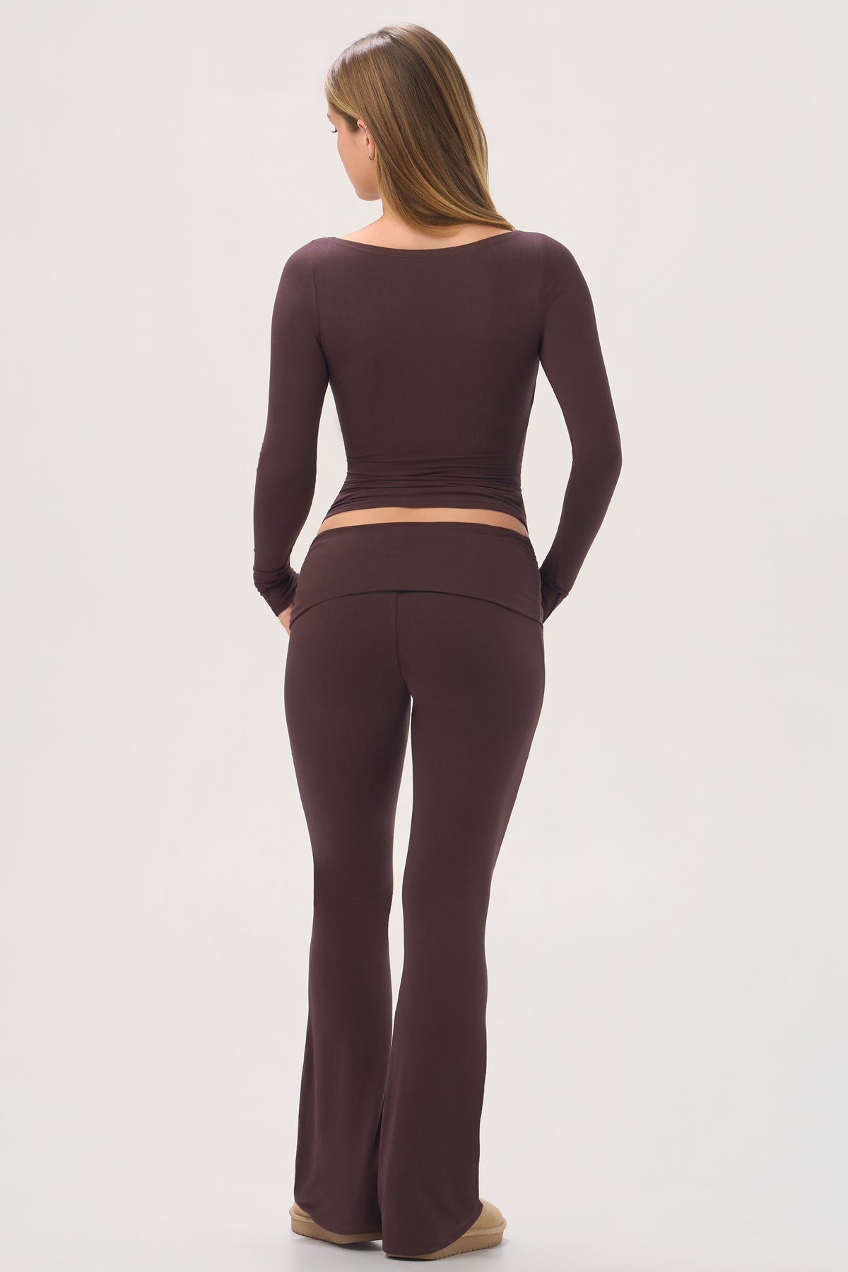 ButterCloud™ Flared Leggings in Espresso