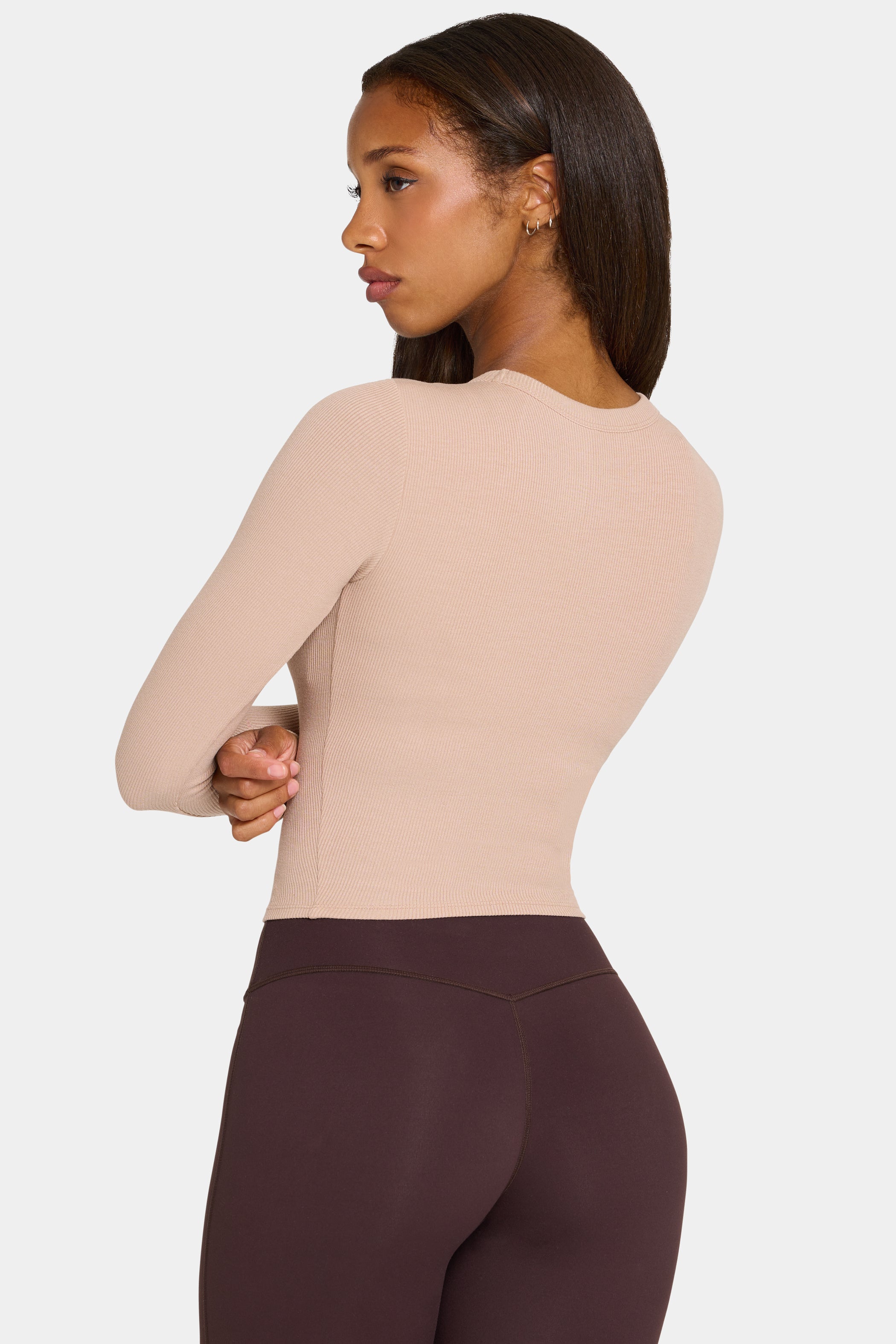 ButterCloud™ Built-In Bra Long Sleeve Crop Top in Oatmeal