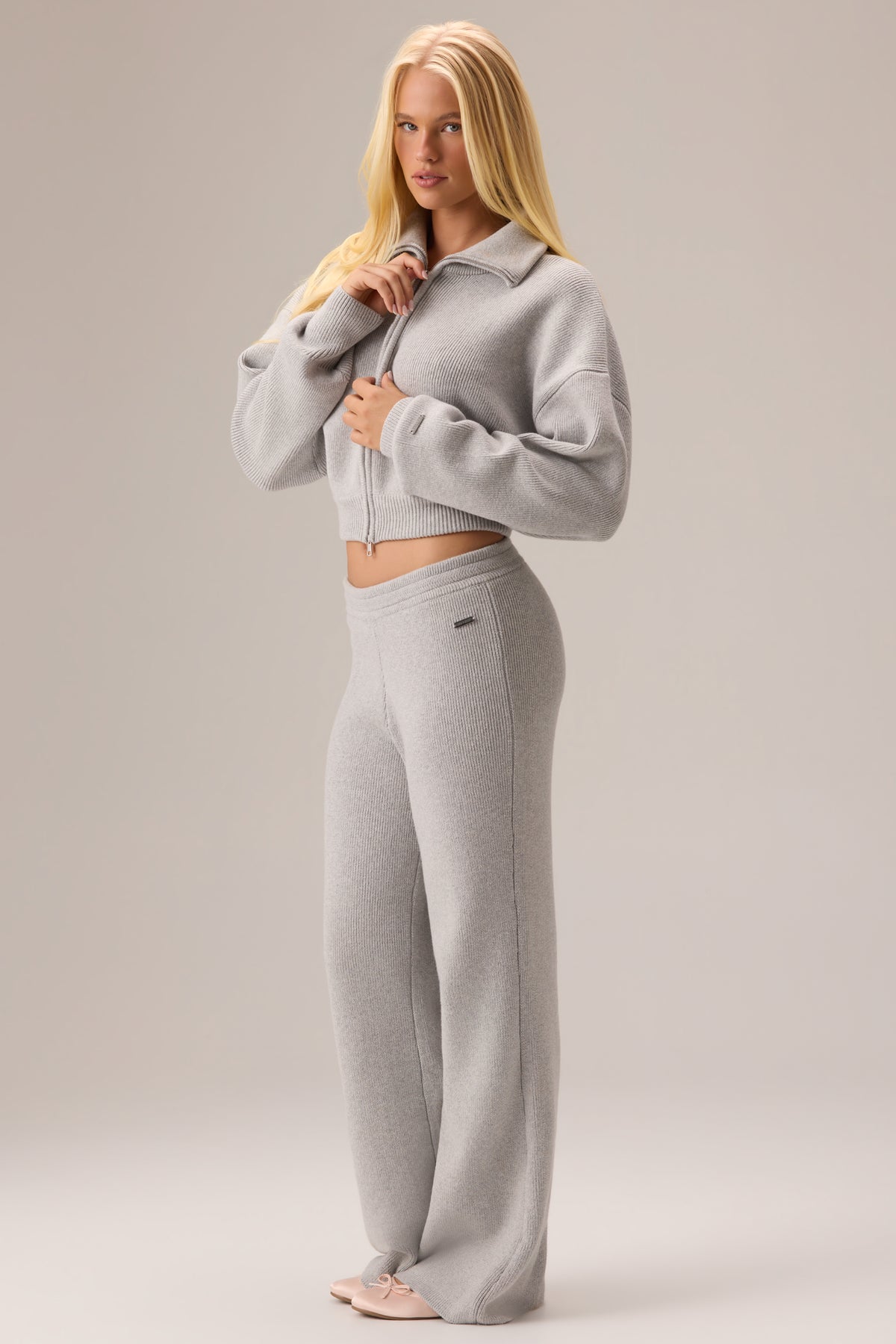 Ribbed Knit Wide-Leg Joggers in Pebble - 2