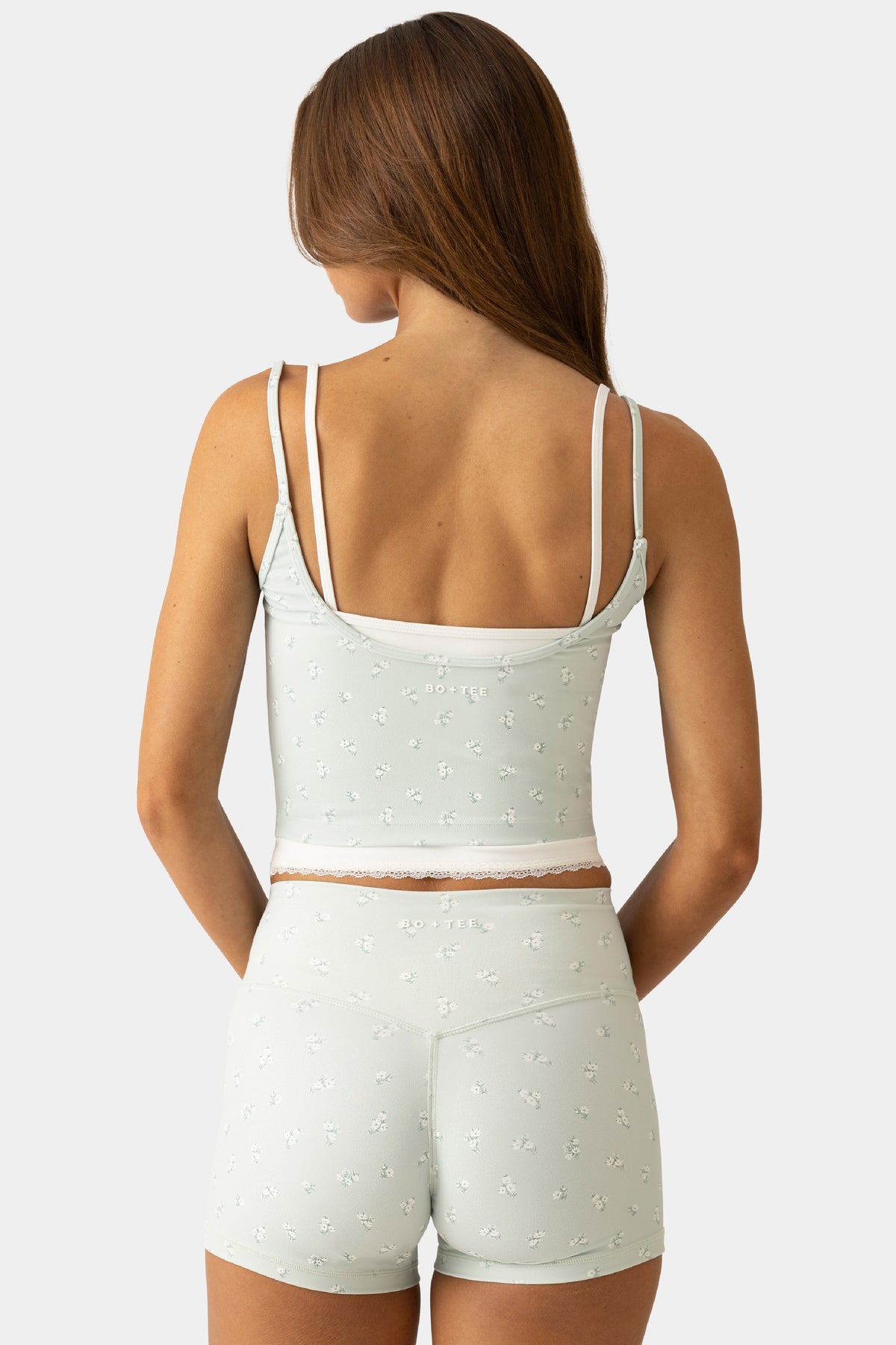⁣⁢بلوزة بدون أكمام بطبقة مزدوجة ناعمة من مجموعة Soft Active بلون Matcha Meadow⁤⁣