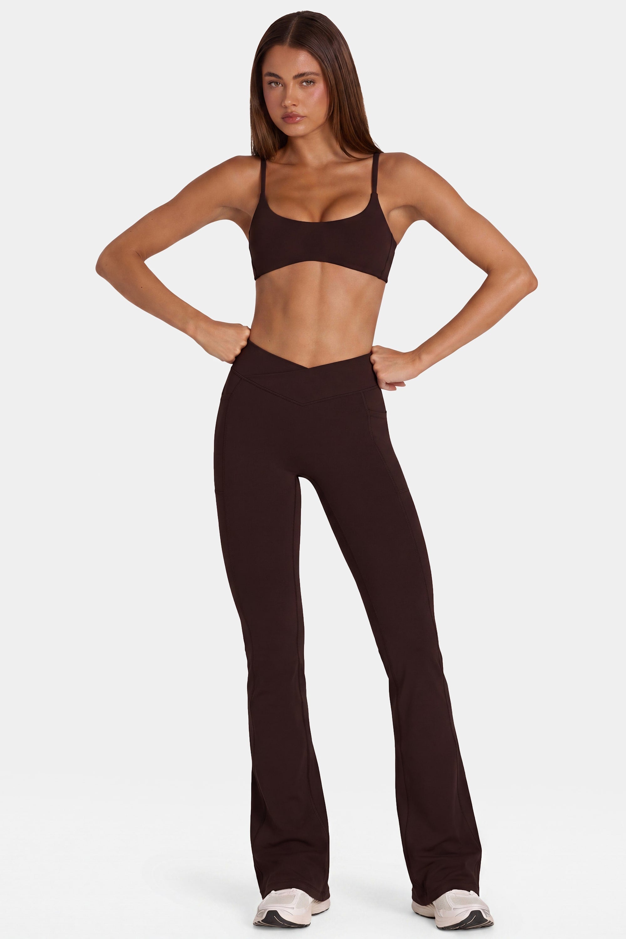 Soft Active V-Waist Flared Leggings in Espresso