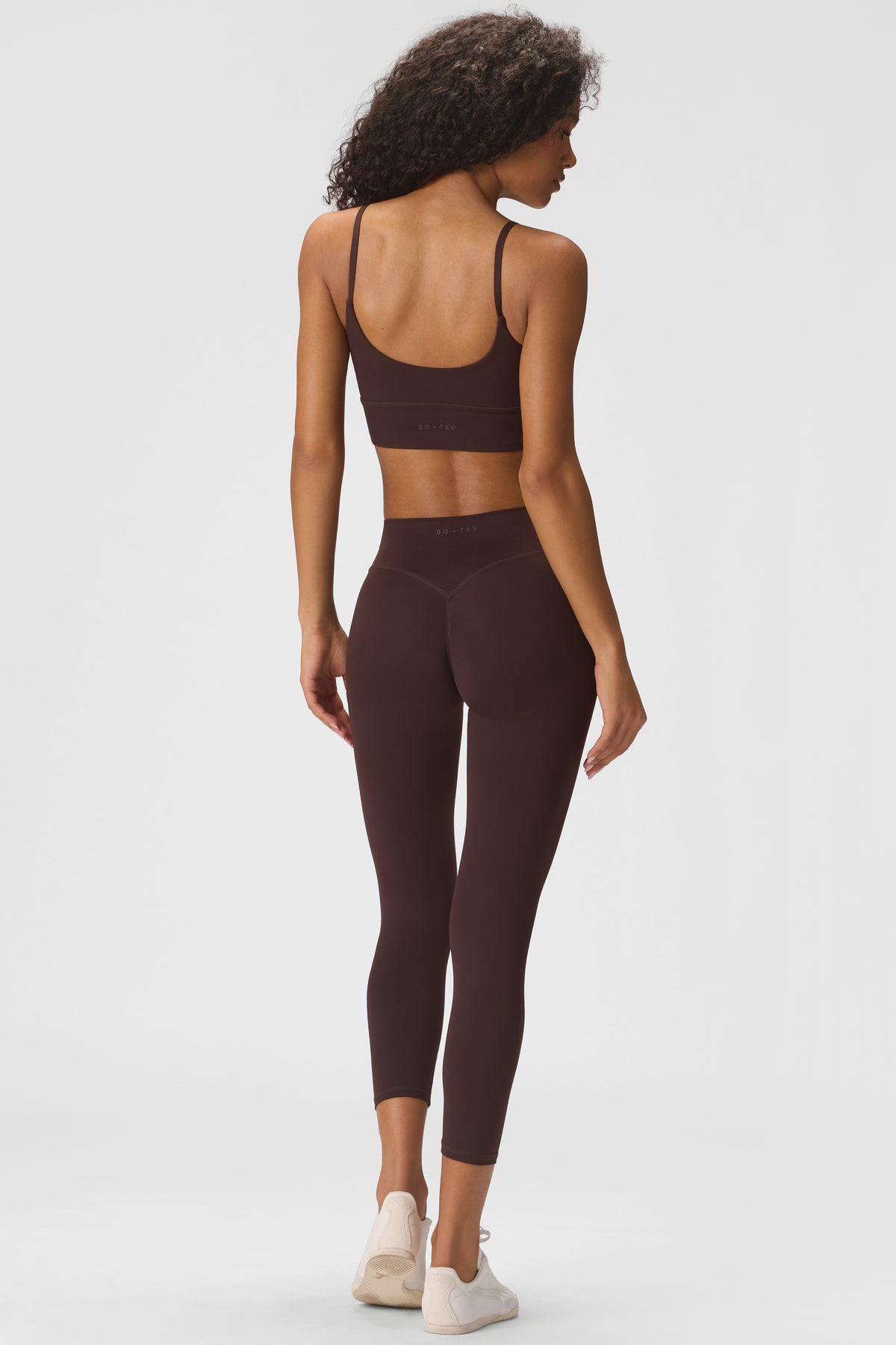 ⁣⁢Soft Active حمالة صدر رياضية بدعم عالي بلون إسبريسو⁤⁣