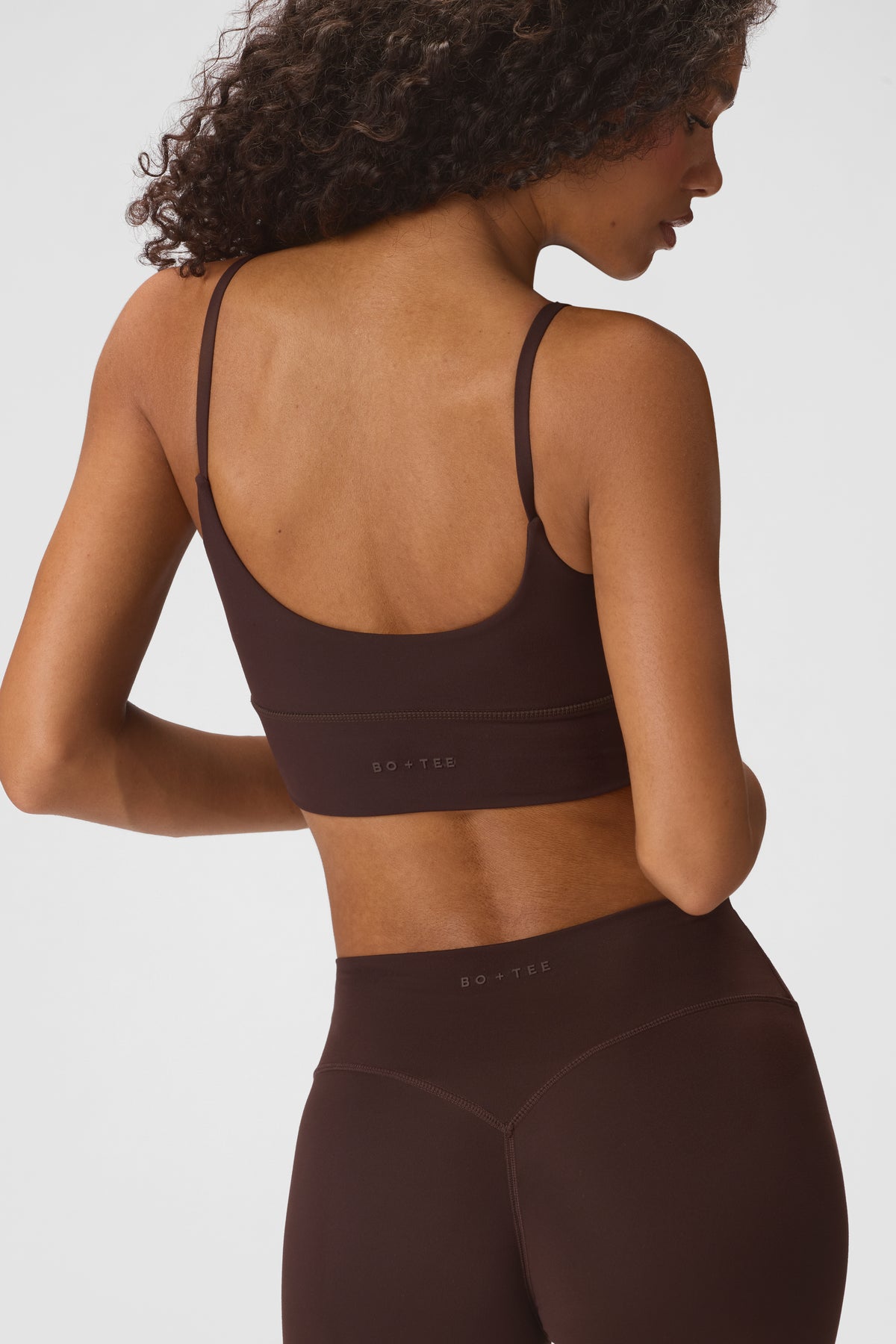 ⁣⁢Soft Active حمالة صدر رياضية بدعم عالي بلون إسبريسو⁤⁣