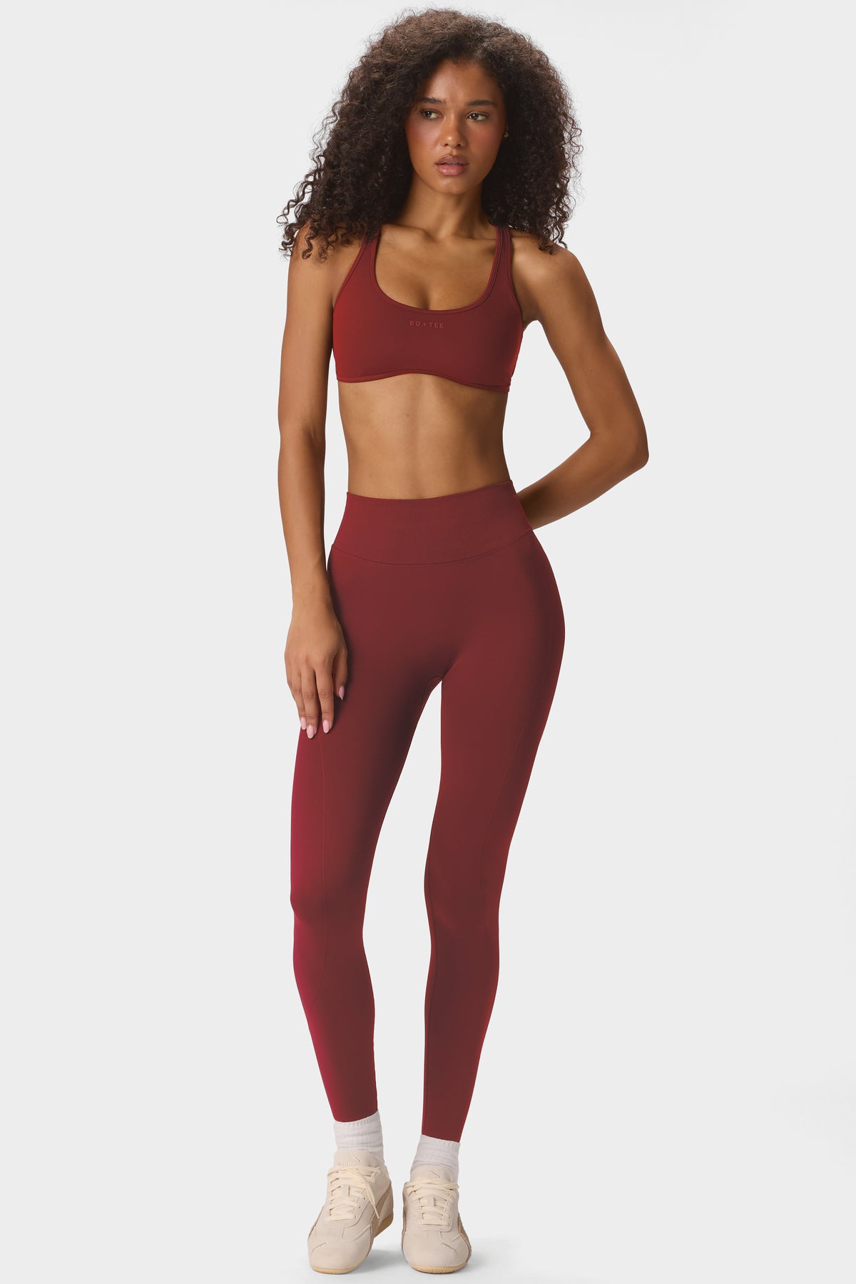 ⁣⁢حمالة صدر رياضية Soft Active بدعم منخفض بلون Dark Cherry⁤⁣