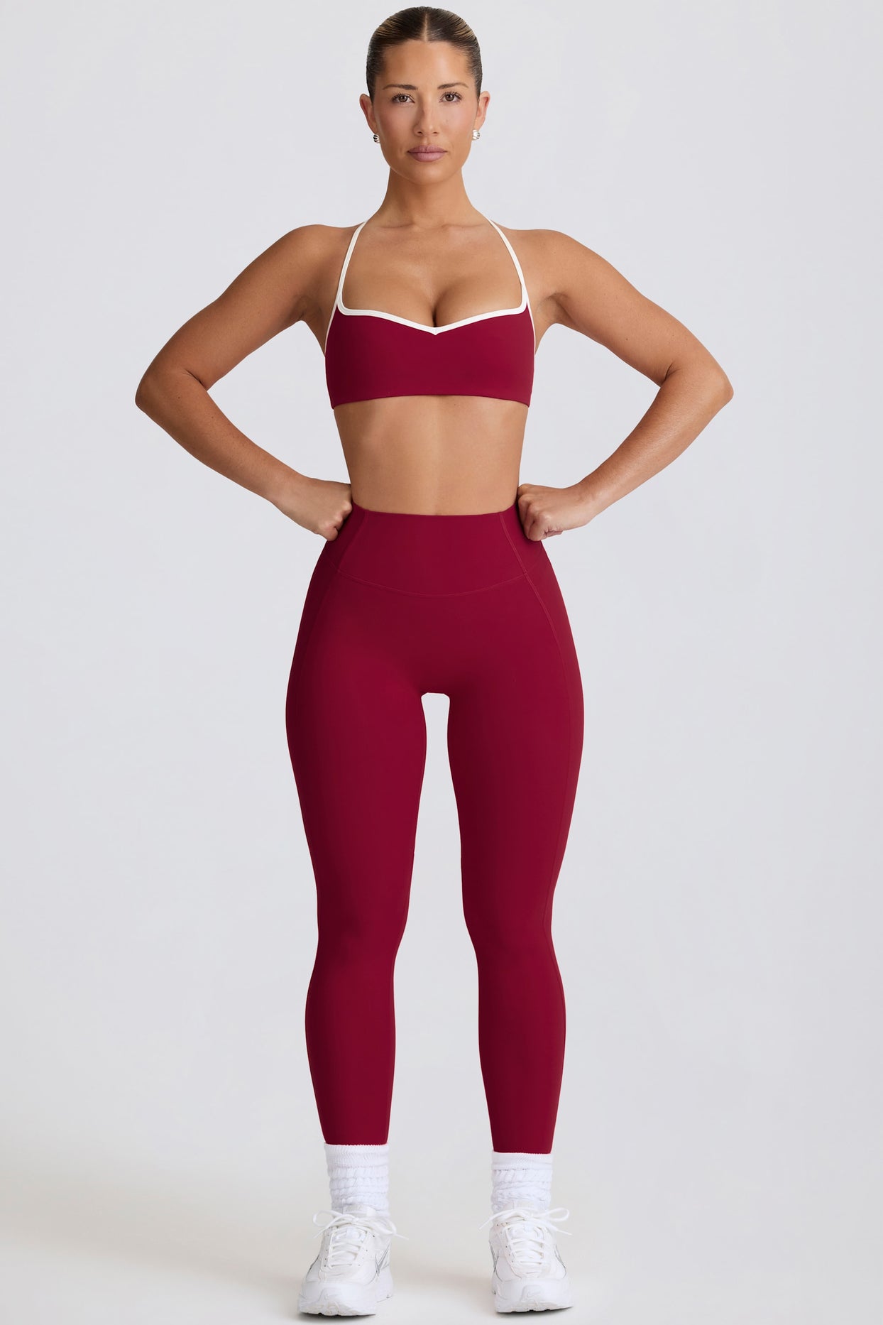 Soft Active Mid-Rise Leggings in Burgundy