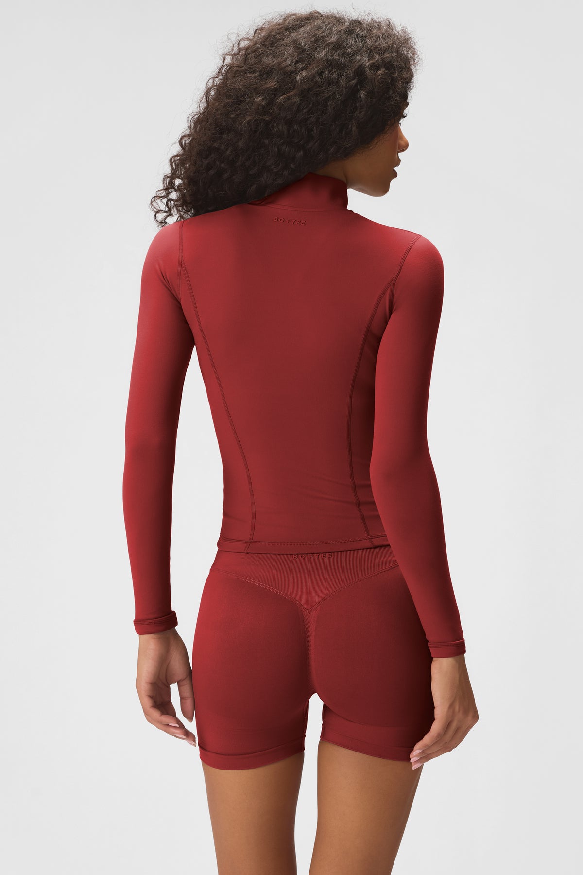 ⁣⁢جاكيت Soft Active بسحاب بلون Dark Cherry⁤⁣