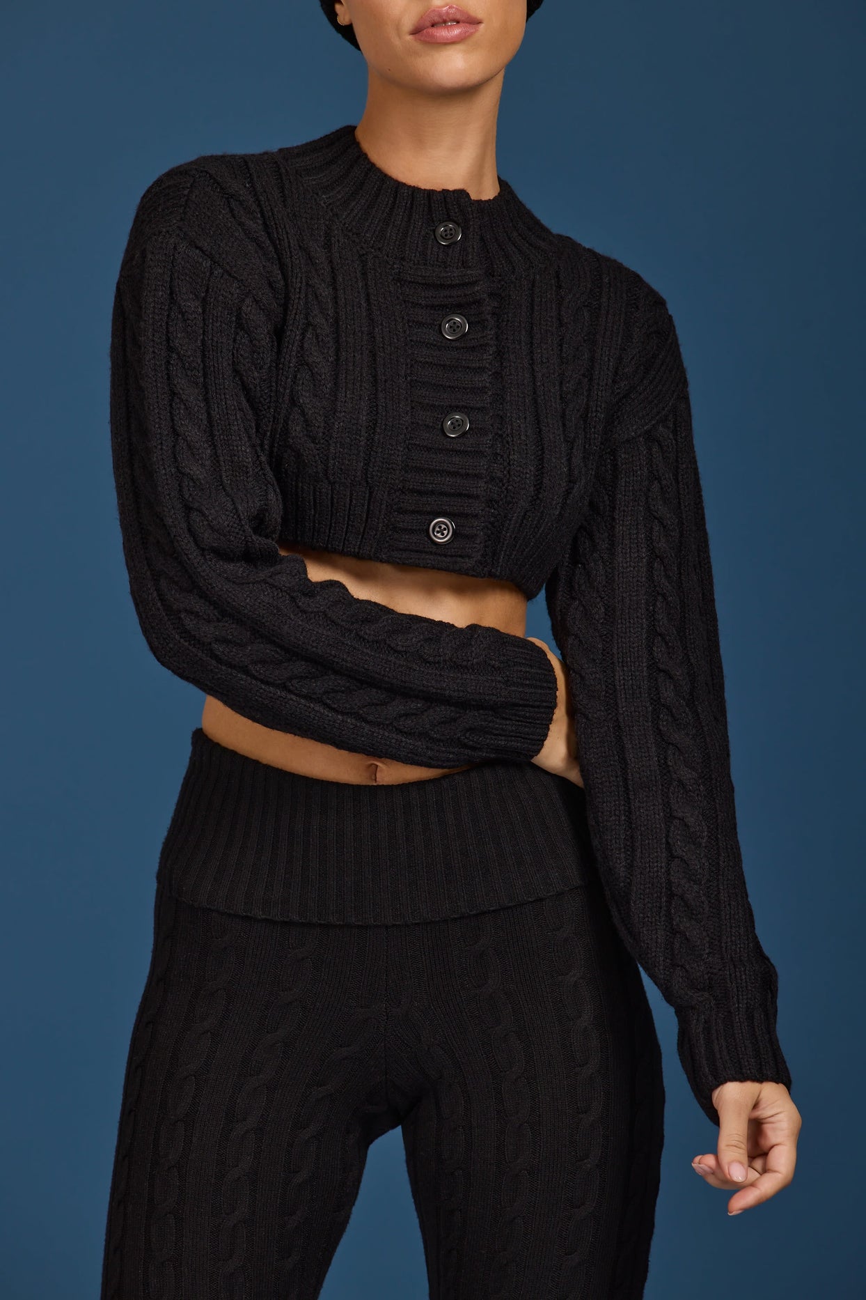 Cable-Knit Cropped Cardigan in Black