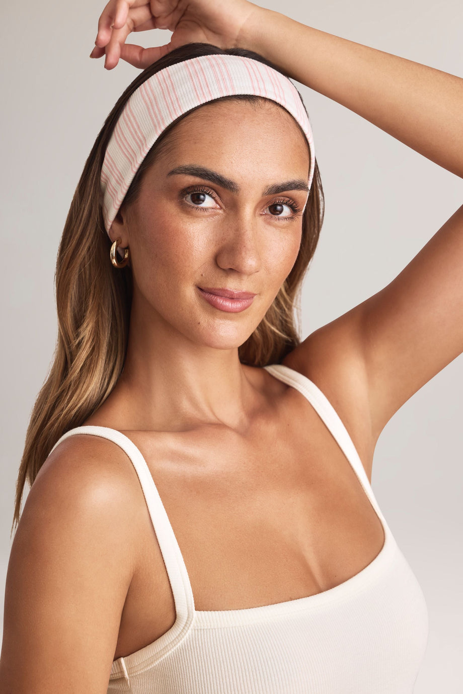 عصابة رأس مضلعة من المودال بطبعة مخططة