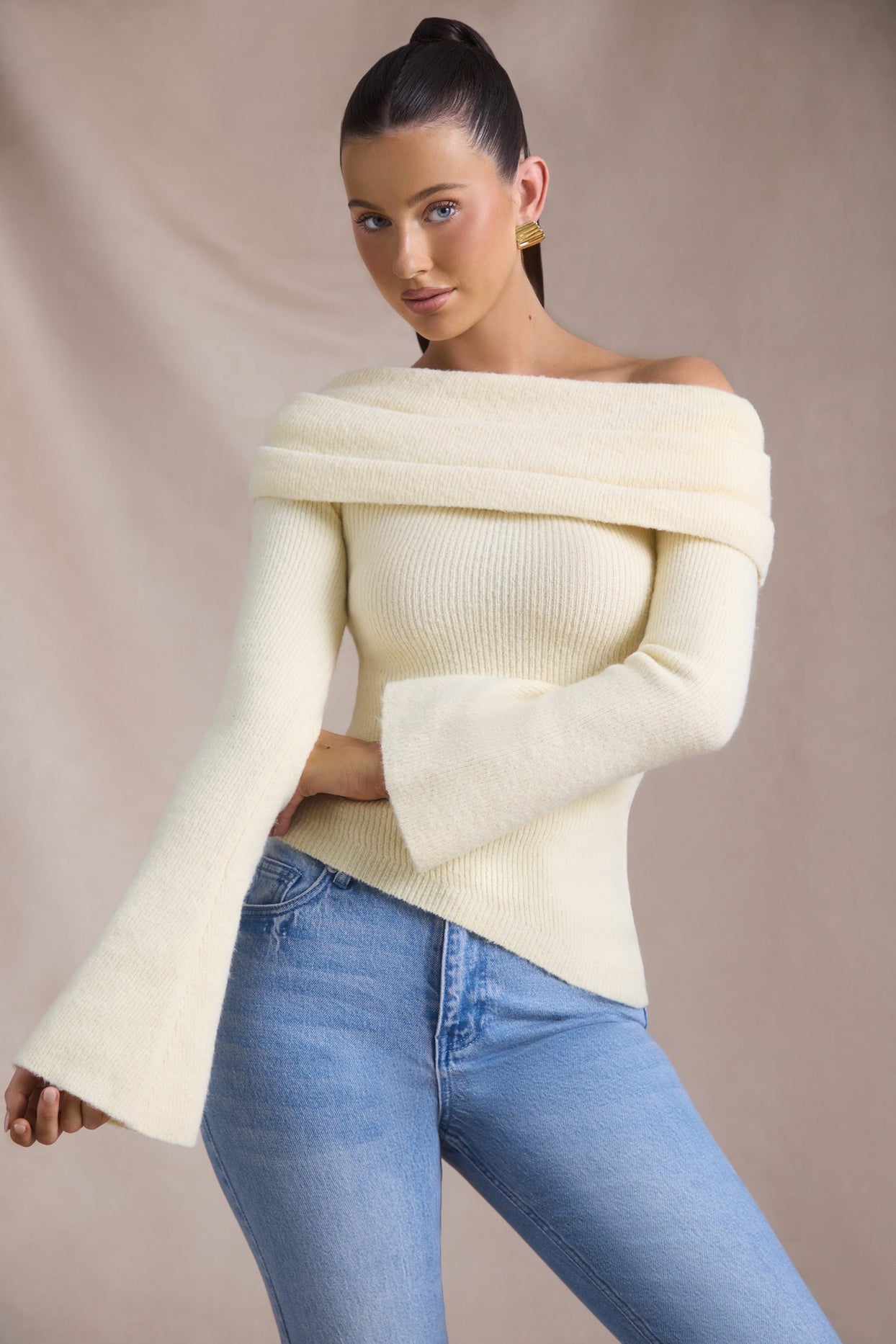 Ribbed-Knit Asymmetric Off-Shoulder Jumper in Butter Yellow