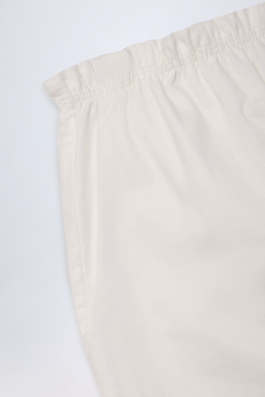 Mid-Rise Wide-Leg Trousers in White