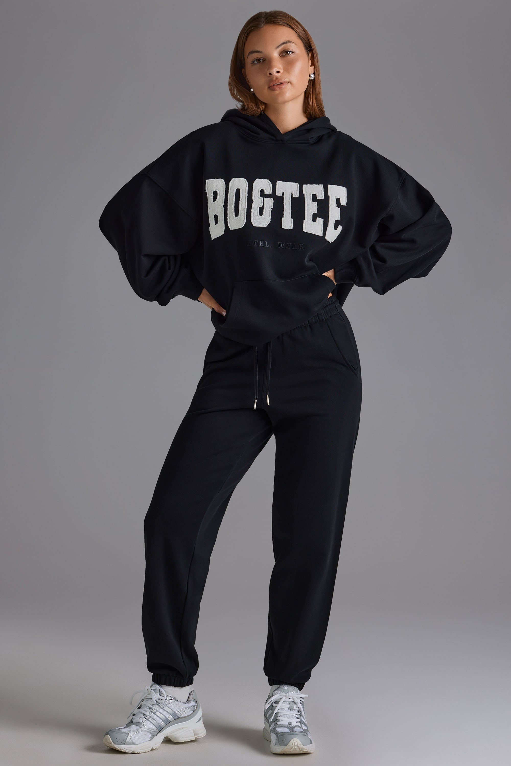 Mid rise sweatpants outlet