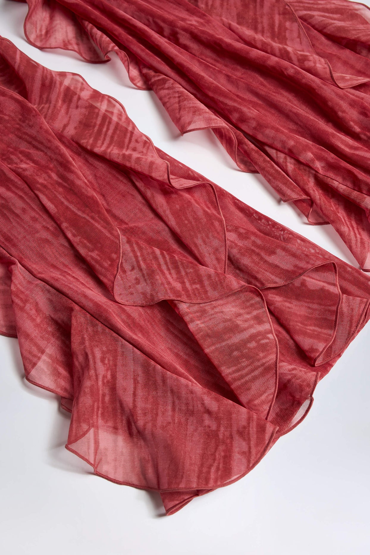 Ruffled Mid-Rise Flared Trousers in Red Print