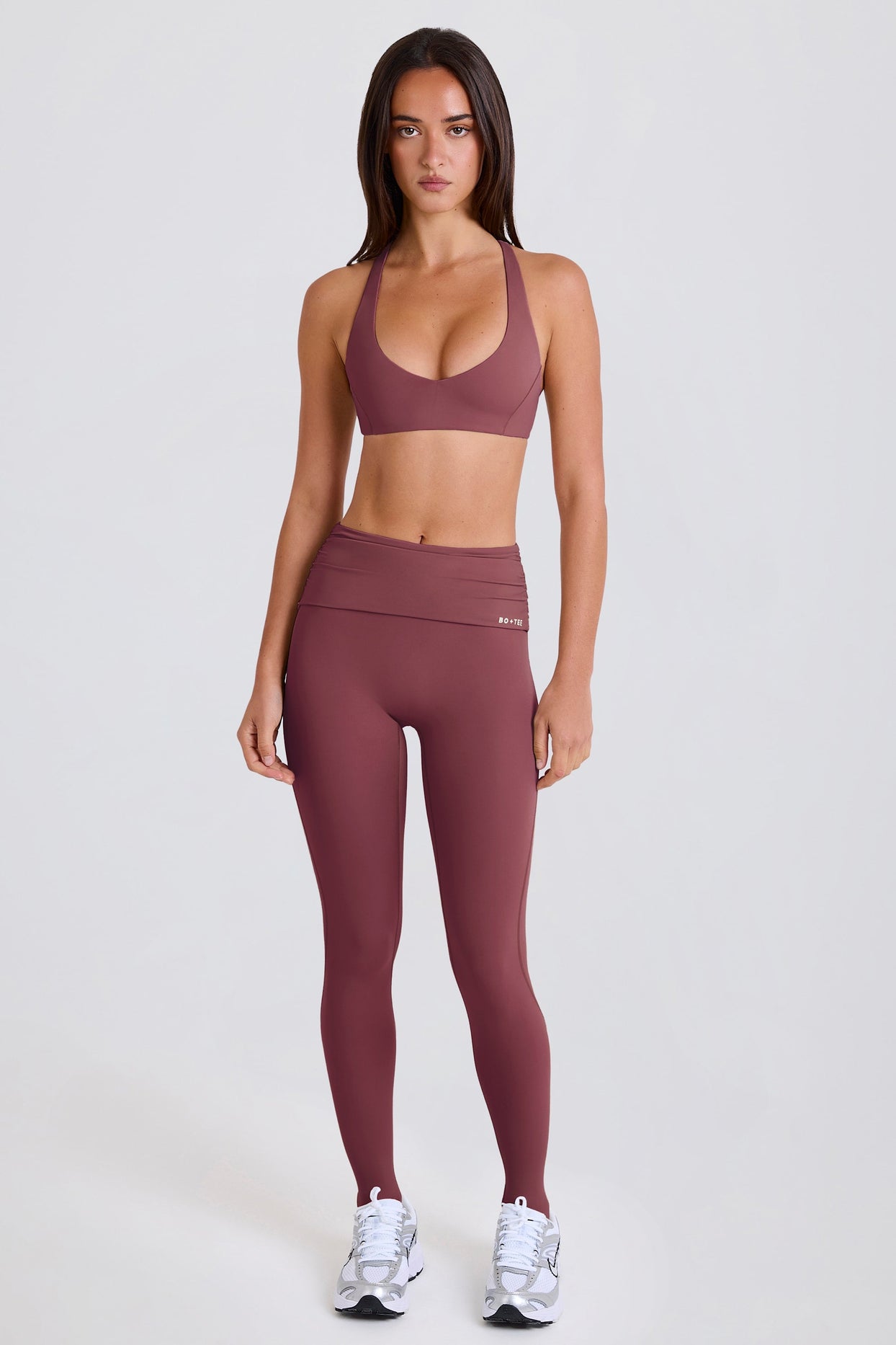 Foldover Mid-Rise Stirrup Leggings in Acai