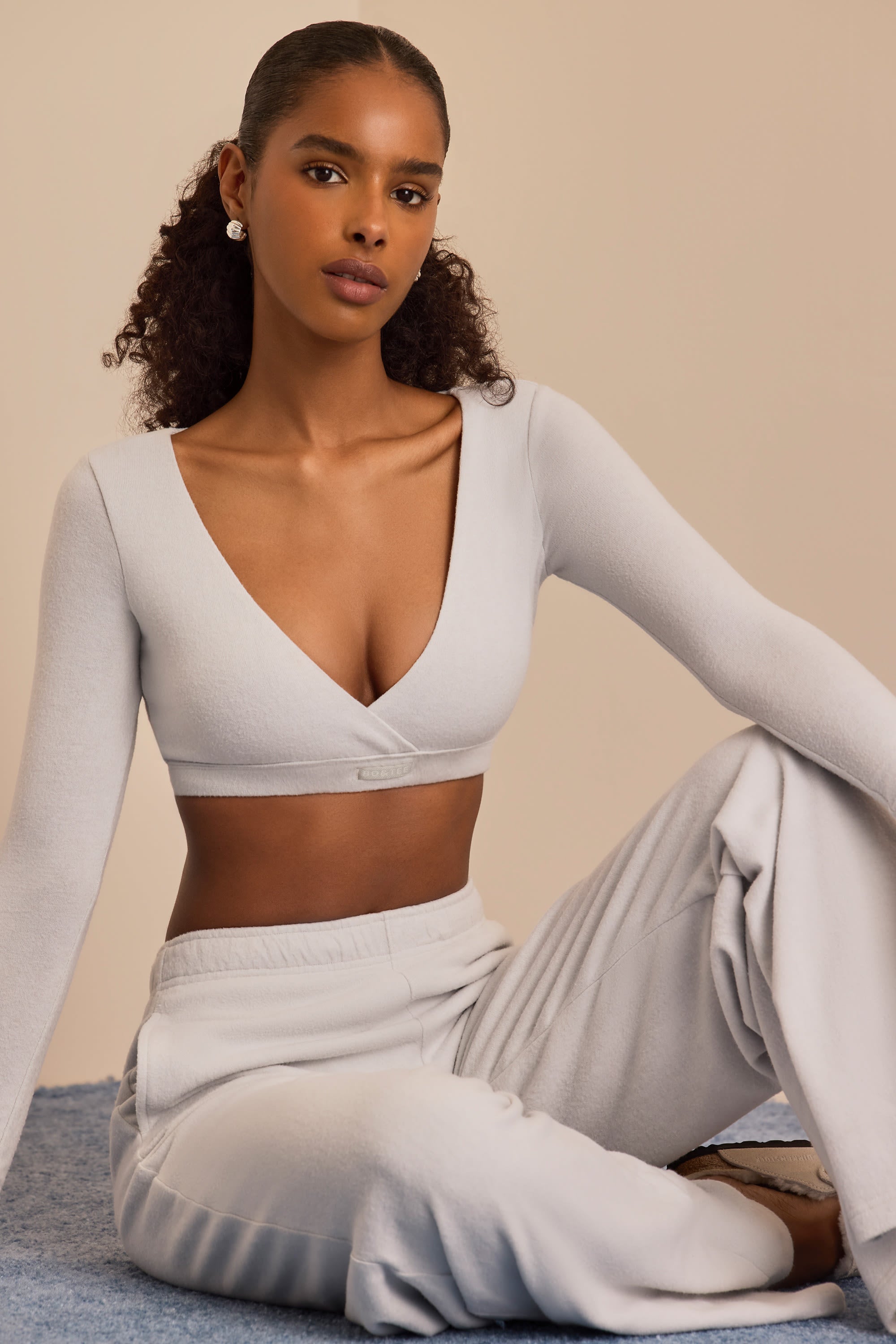 Brushed Jersey V-Neck Crop Top in Fog Grey