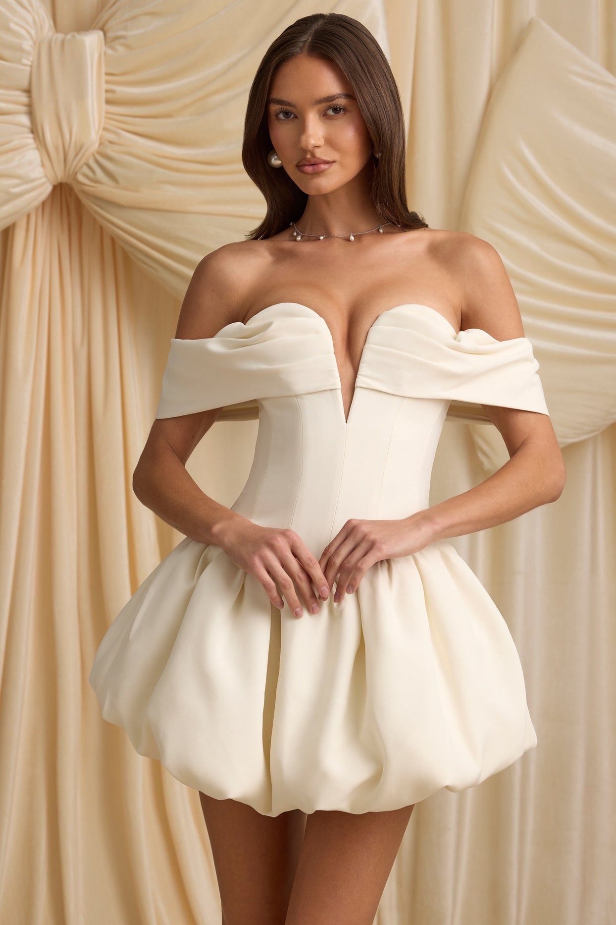 oh polly ivory corset dress A love letter to spring days @loydicarrion in the Selene tiered corset gown in ivory