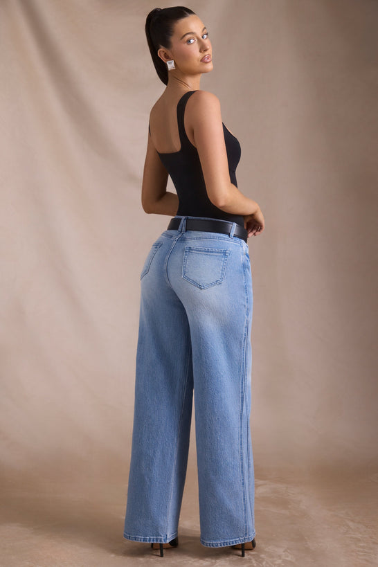 بنطال جينز بساقين واسعتين وخصر منخفض بلون الغسيل العتيق