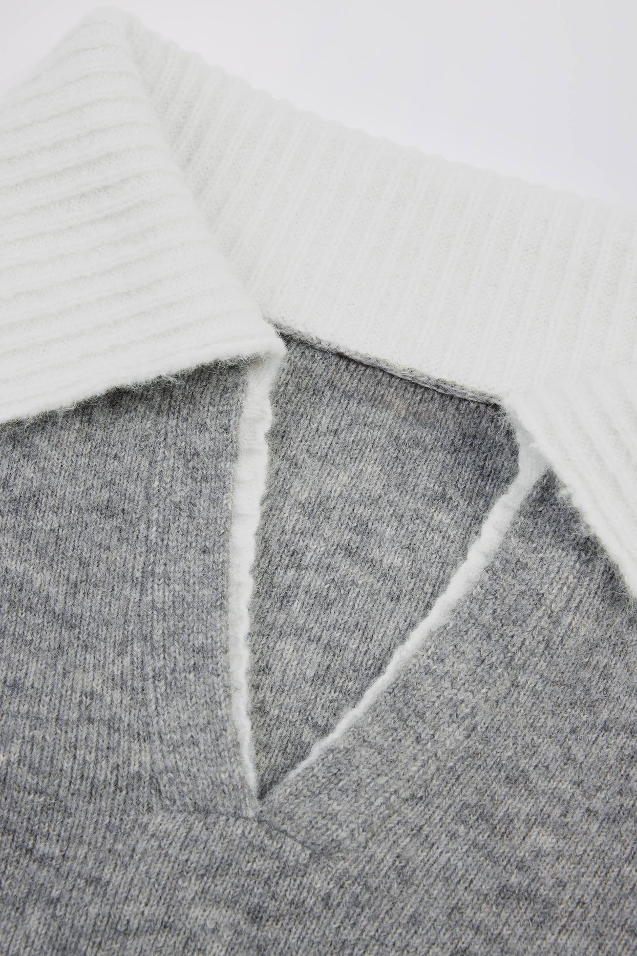 Layered Collar Cropped Knit Jumper in Grey