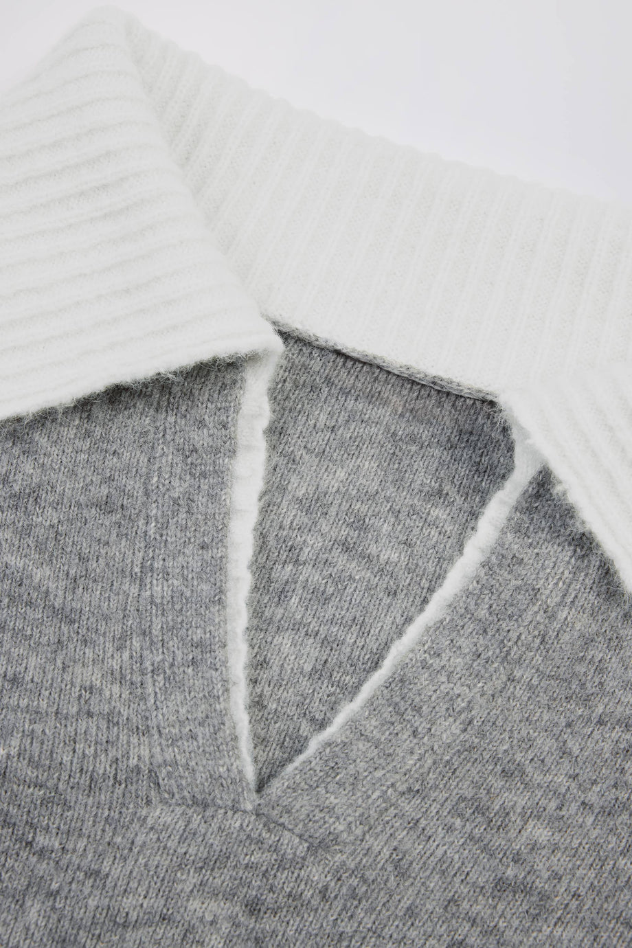 Layered Collar Cropped Knit Jumper in Grey