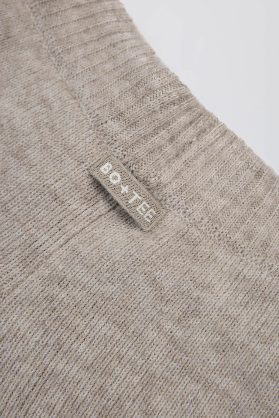 Mid-Rise Wide-Leg Knit Joggers in Beige