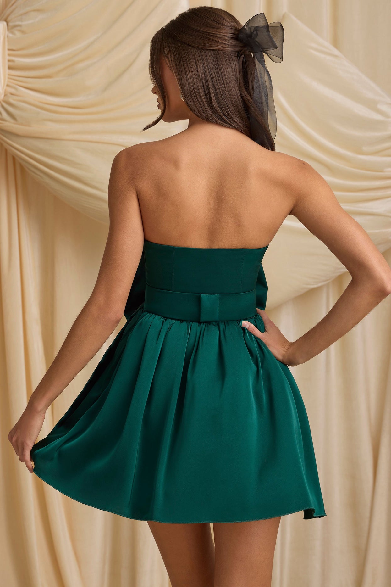 Bow-Detail Corset Mini Dress in Emerald Green Bow-Detail Corset Mini Dress in Emerald Green