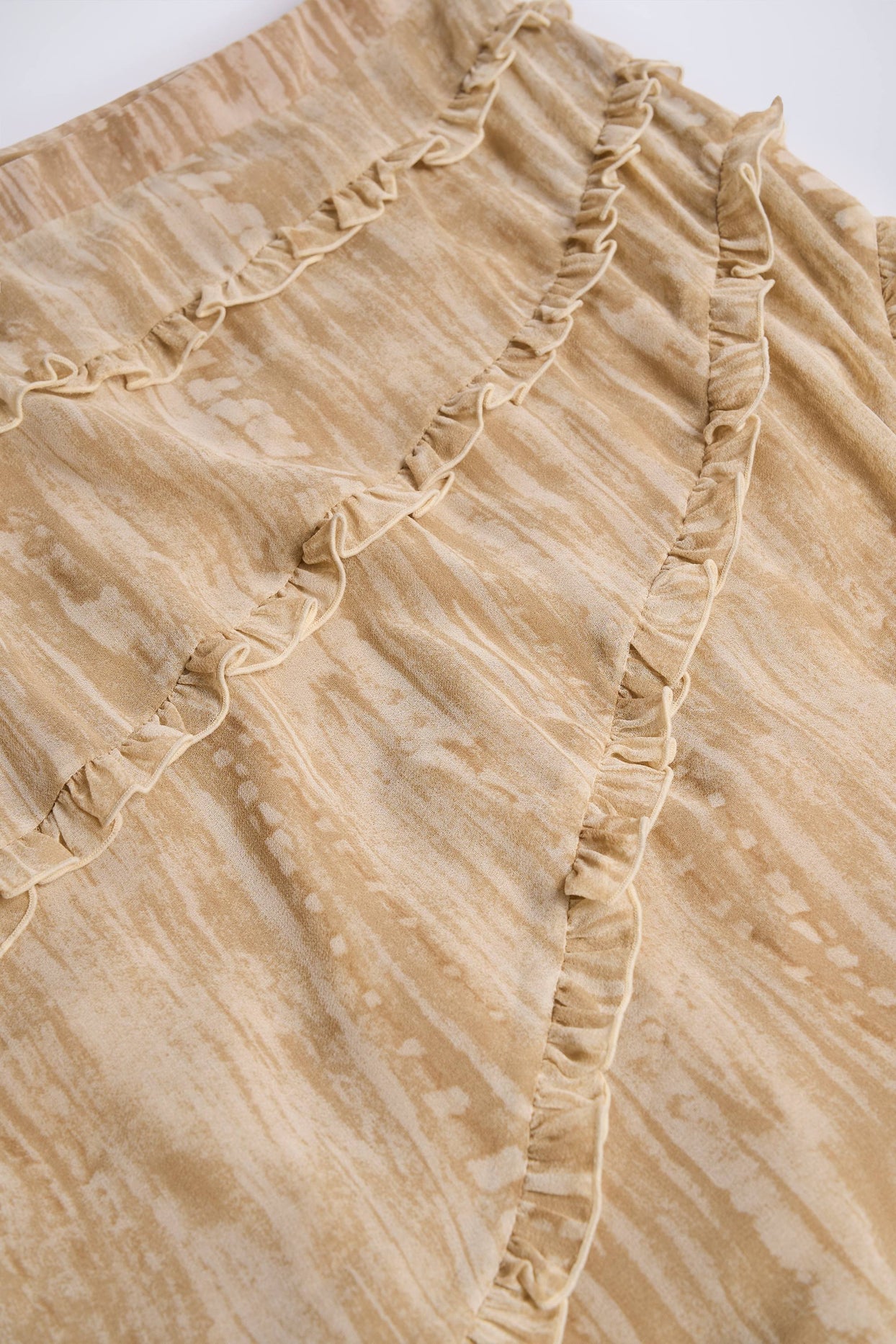 Ruffled Asymmetric Mid-Rise Maxi Skirt in Tan Print