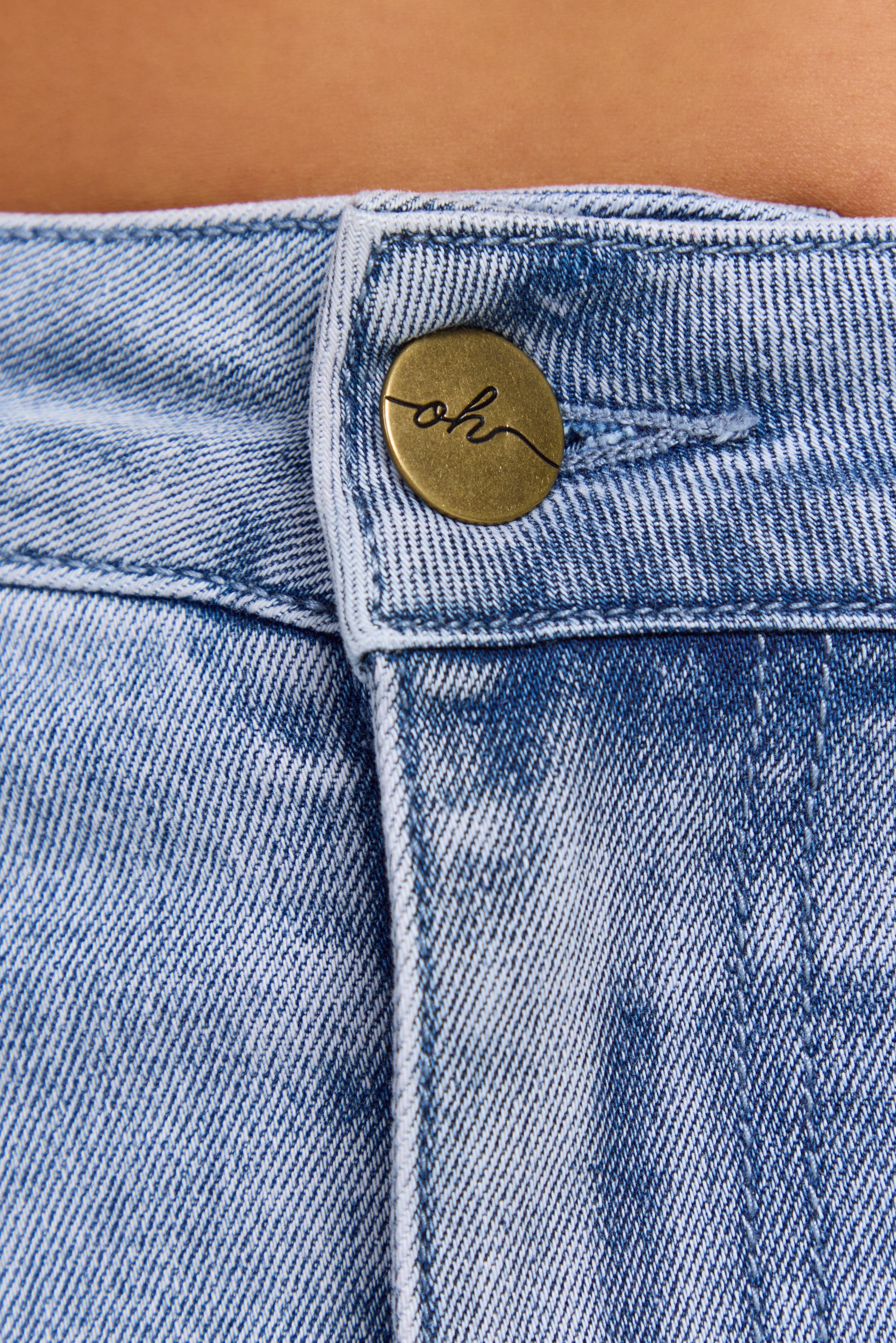 Low-Rise Denim Mini Skirt in Mid-Blue