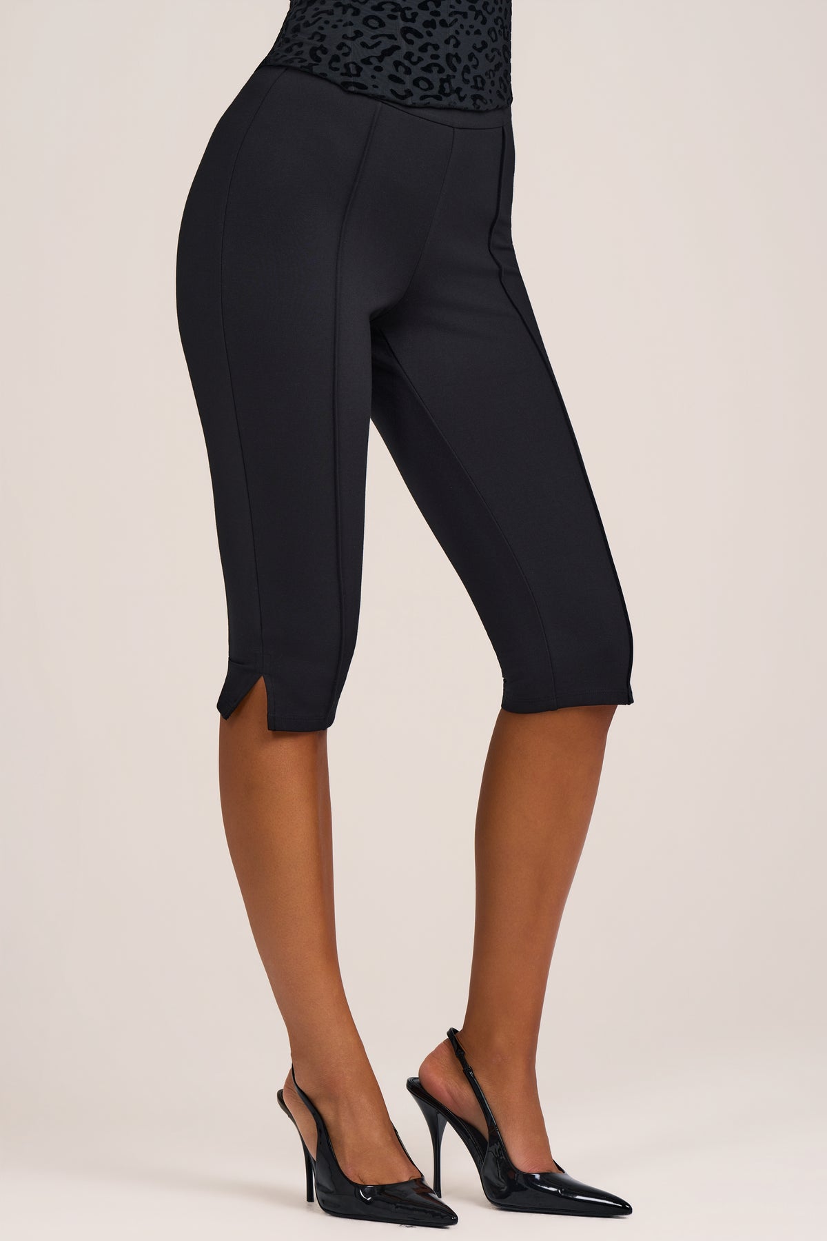 Ponte Capri Leggings in Black - 1