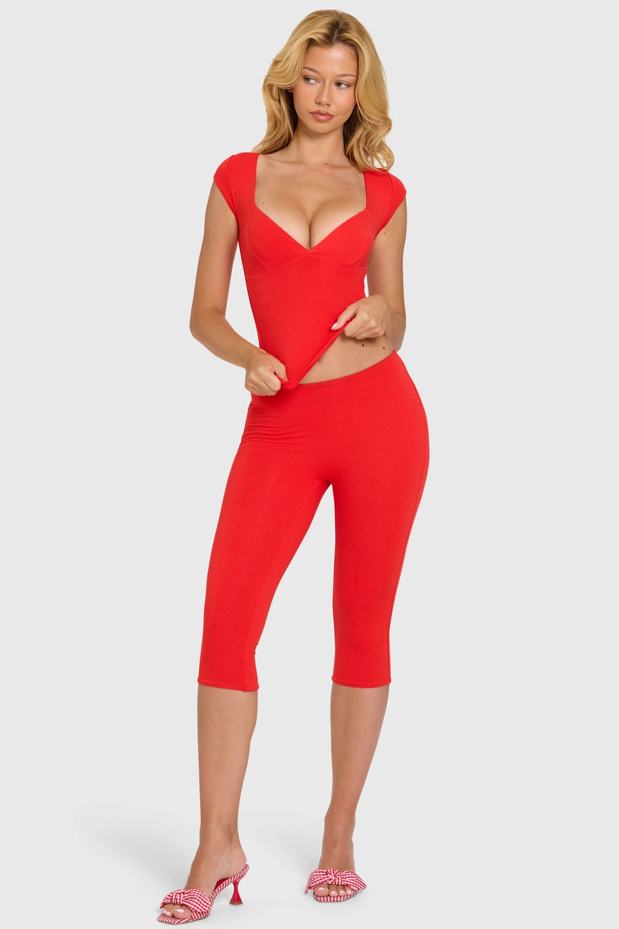 Modal Capri Leggings in Cherry - 6