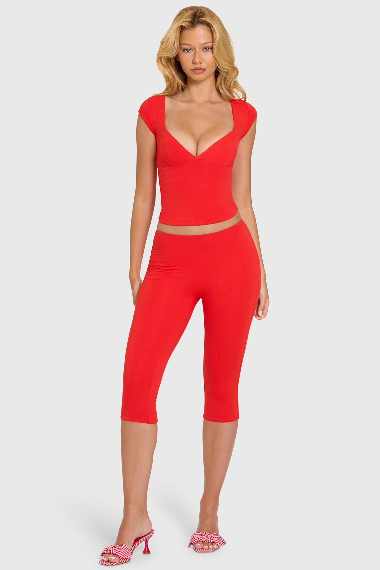 Modal Capri Leggings in Cherry - 7