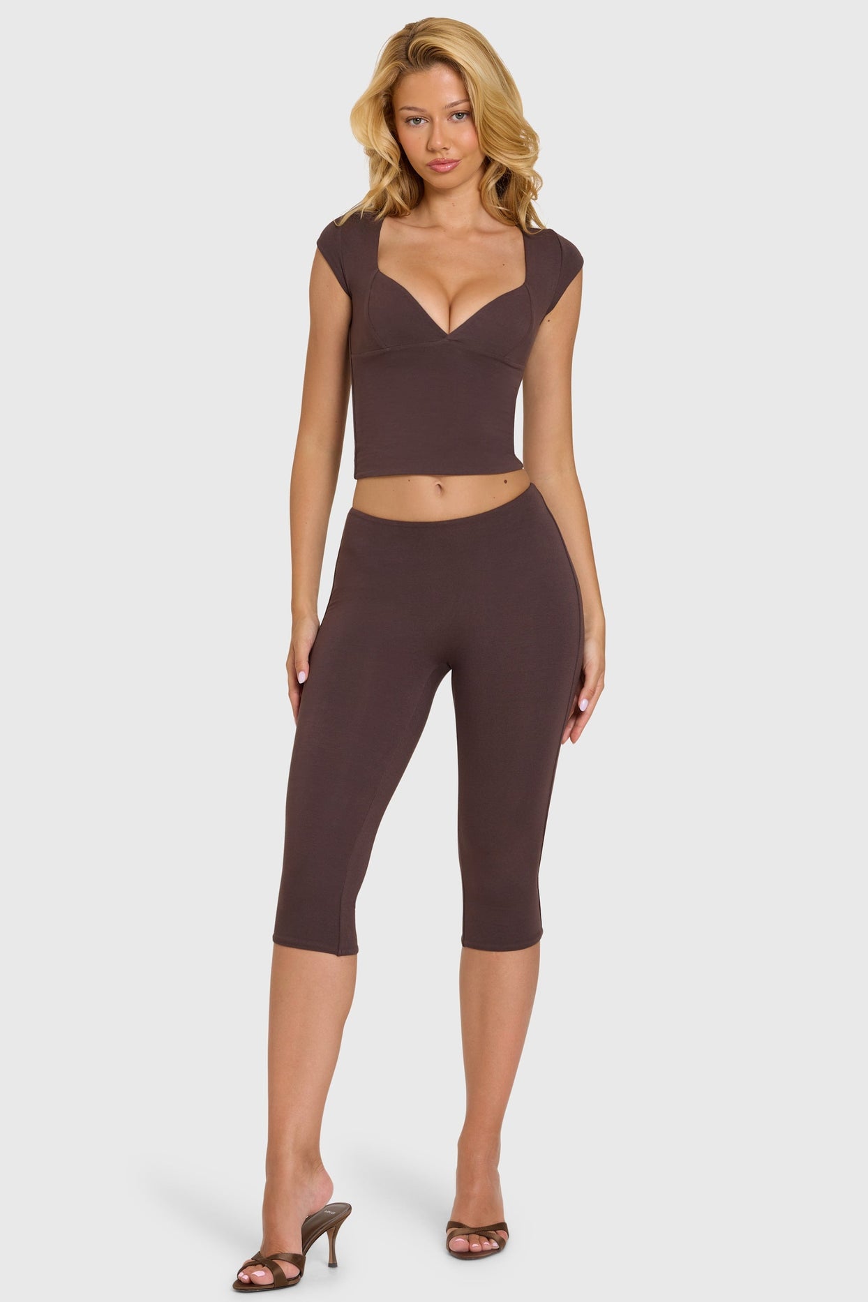 Modal Capri Leggings in Chocolate - 7