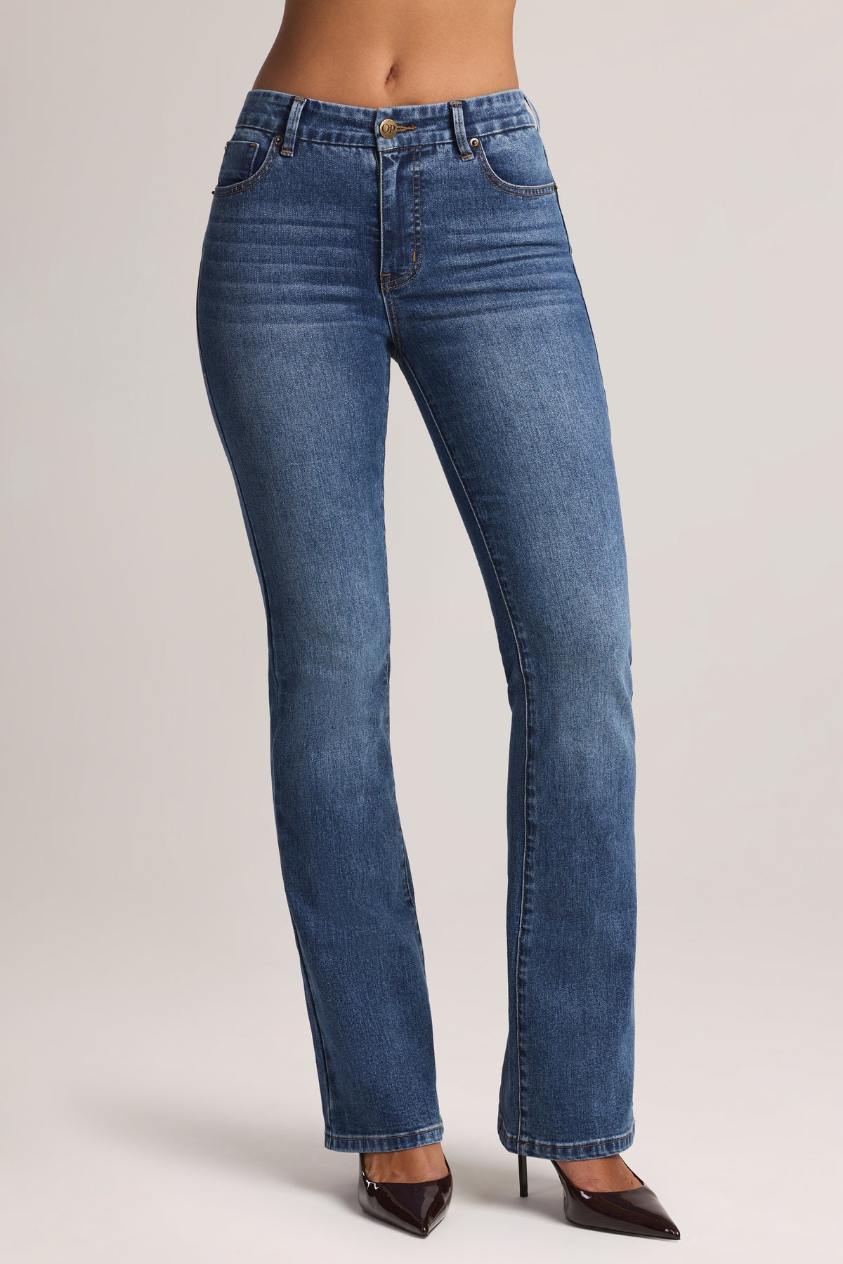 High-Rise Bootcut Jeans in Mid Wash