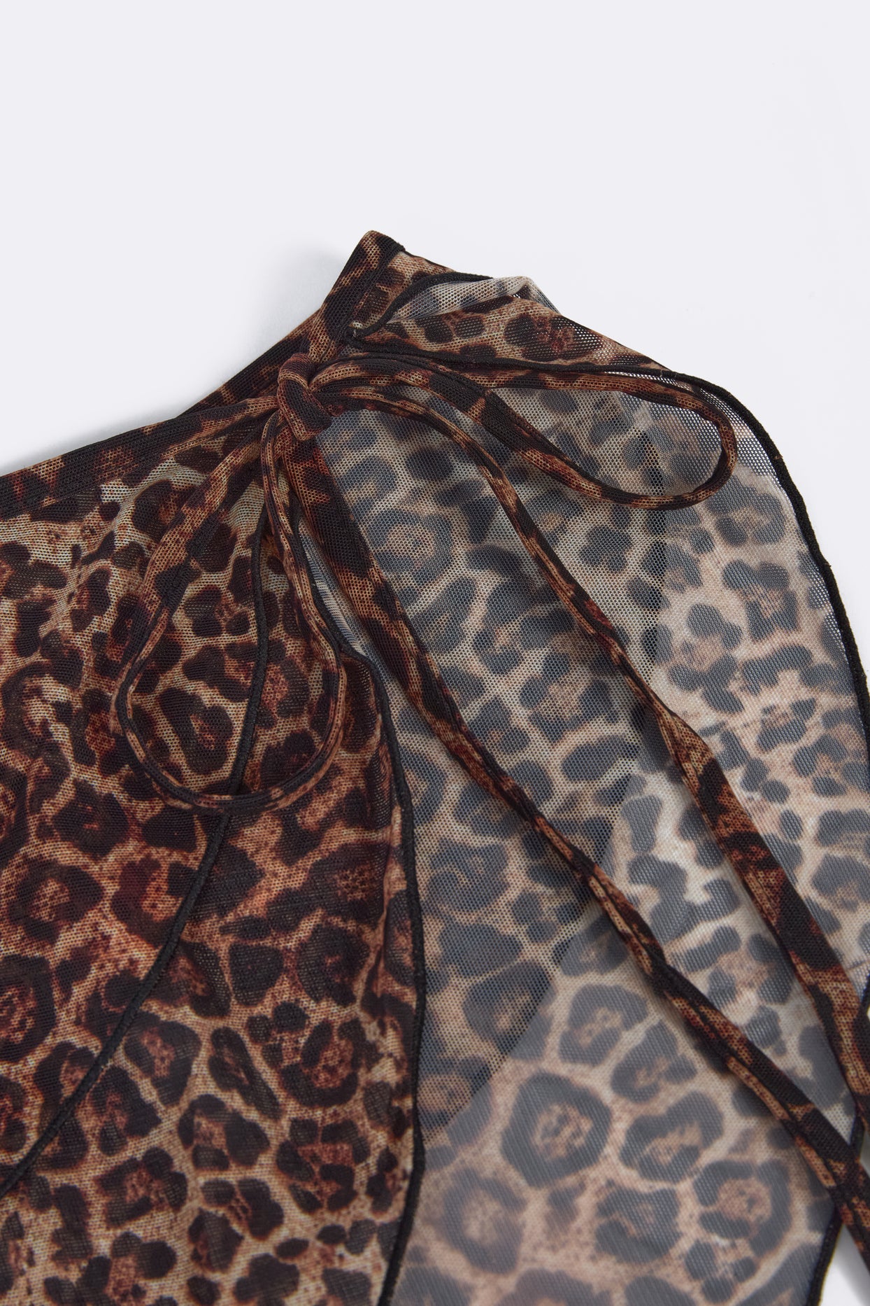 Sarong in Leopard Print - 3
