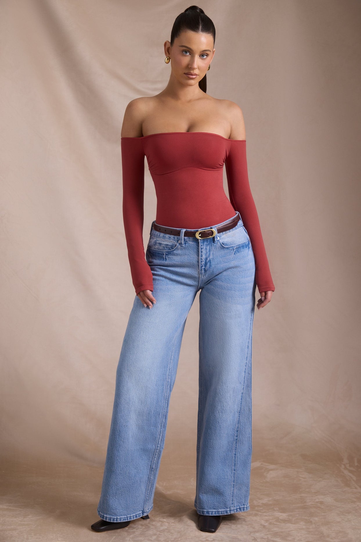 Seamless Off-Shoulder Long-Sleeve Bodysuit in Brick Red