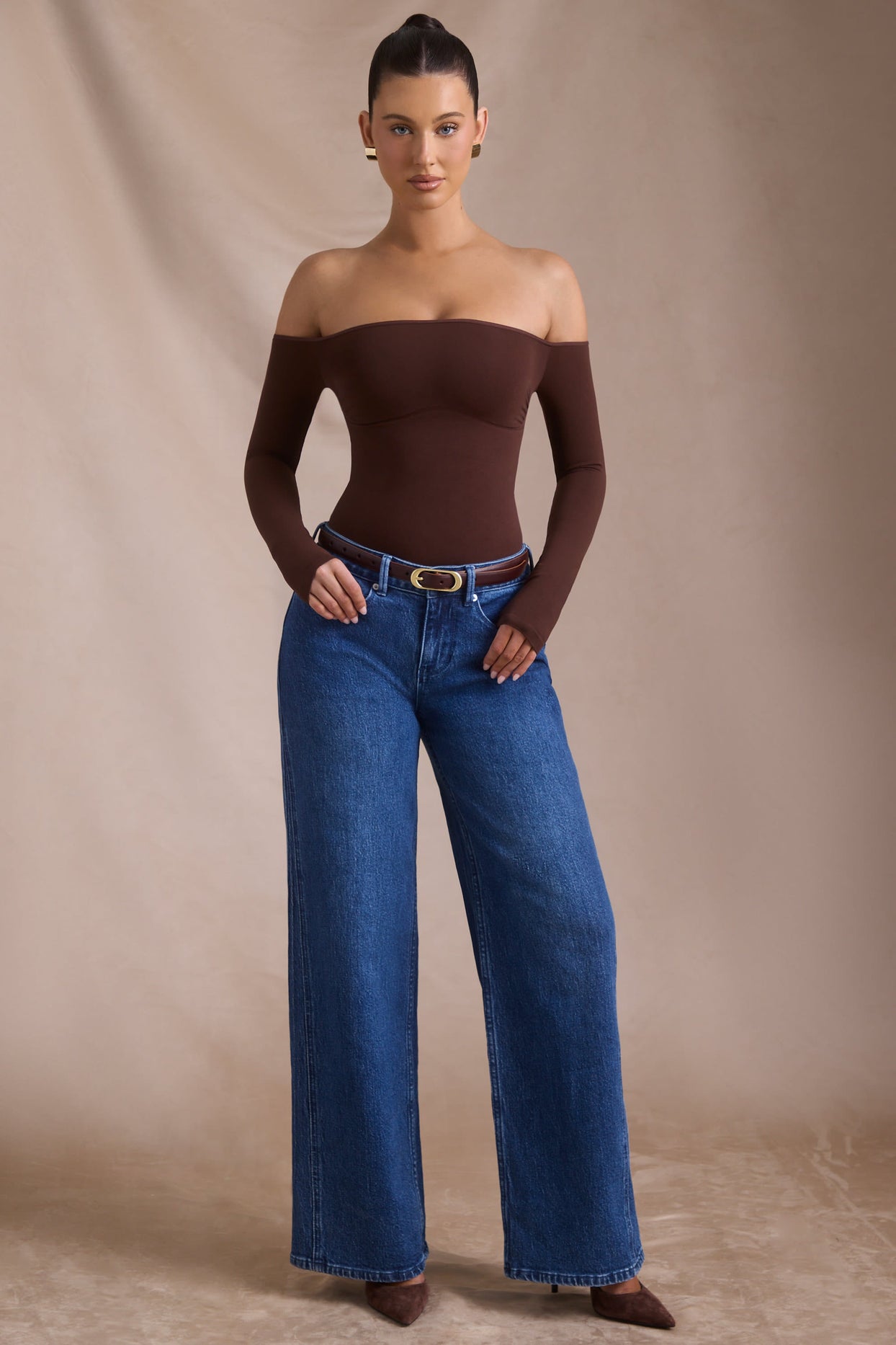 Seamless Off-Shoulder Long-Sleeve Bodysuit in Espresso