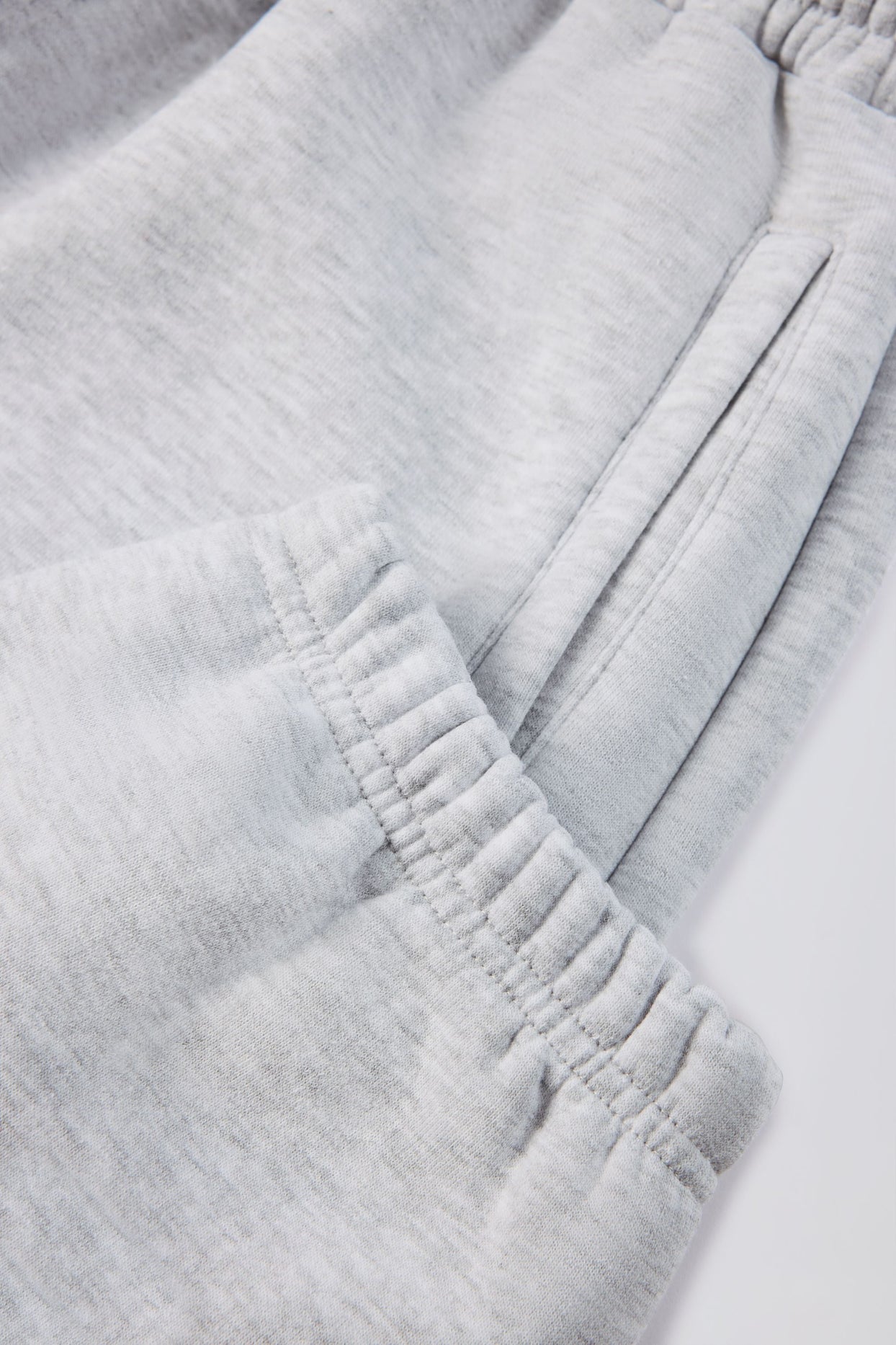 Relaxed Mid-Rise Joggers in Grey Marl