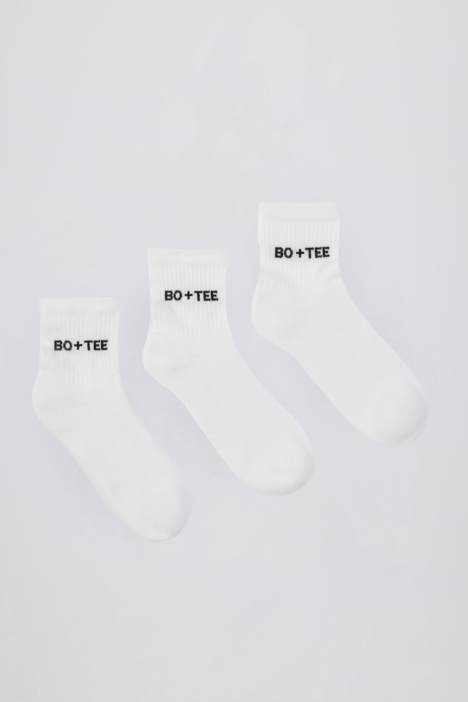 Ribbed Crew Sock Bundle in White - 1
