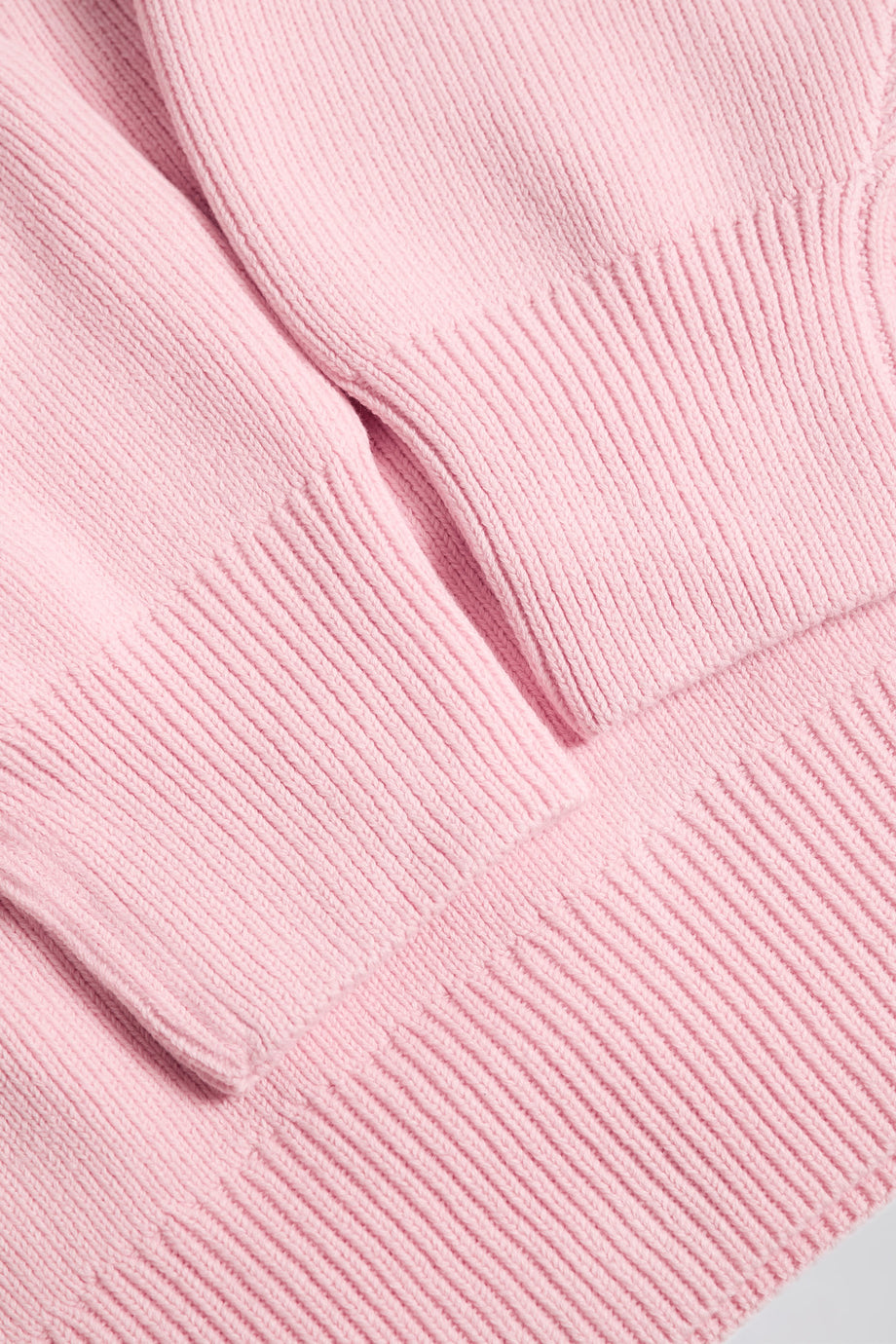 Ribbed-Knit Oversized Jumper in Pale Pink