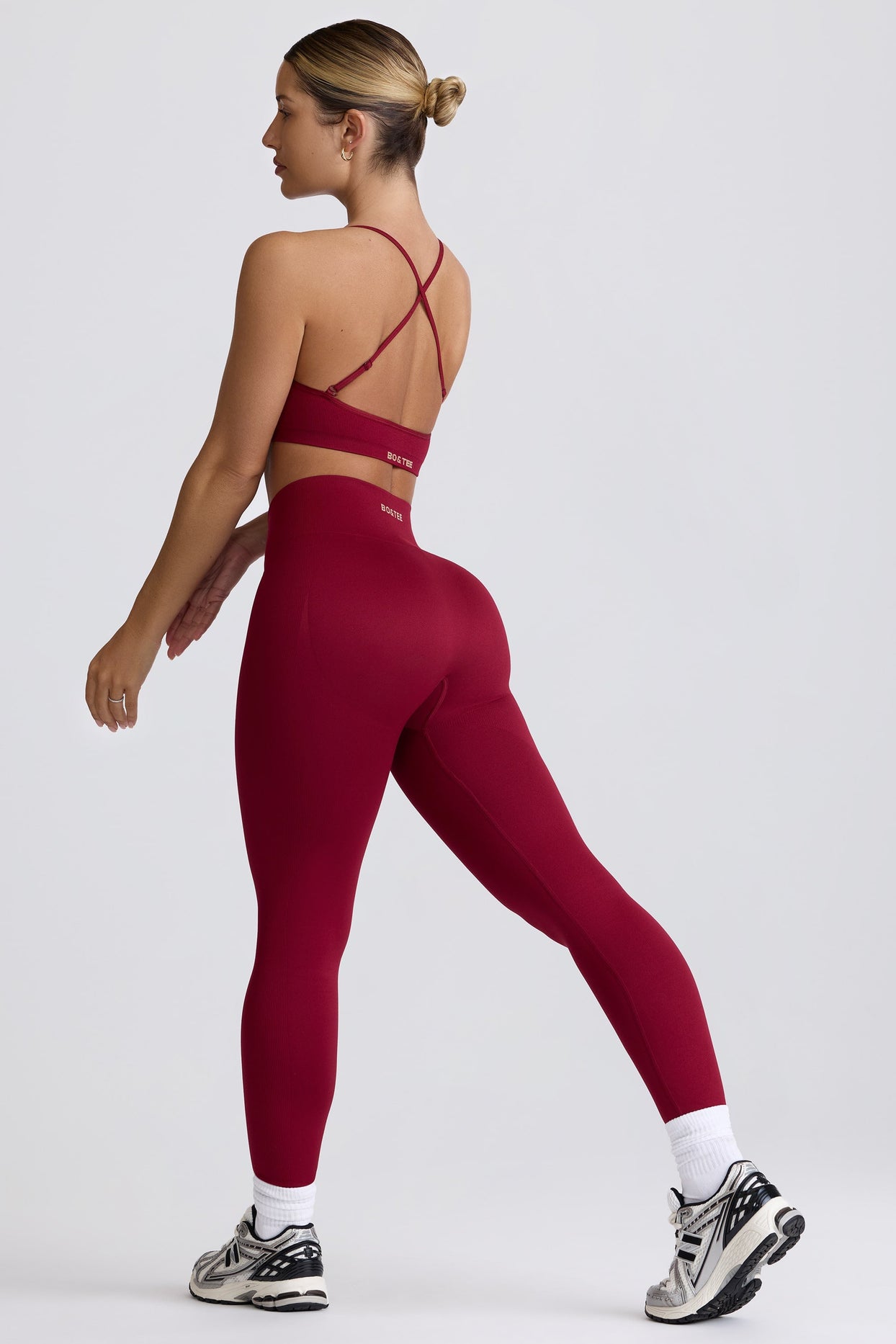 Super Sculpt Seamless High-Waist Leggings in Burgundy