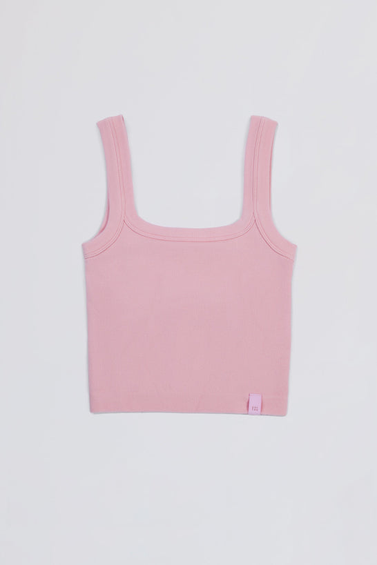 تانك توب ناعم بدون درزات ورقبة مربعة بلون وردي فاتح