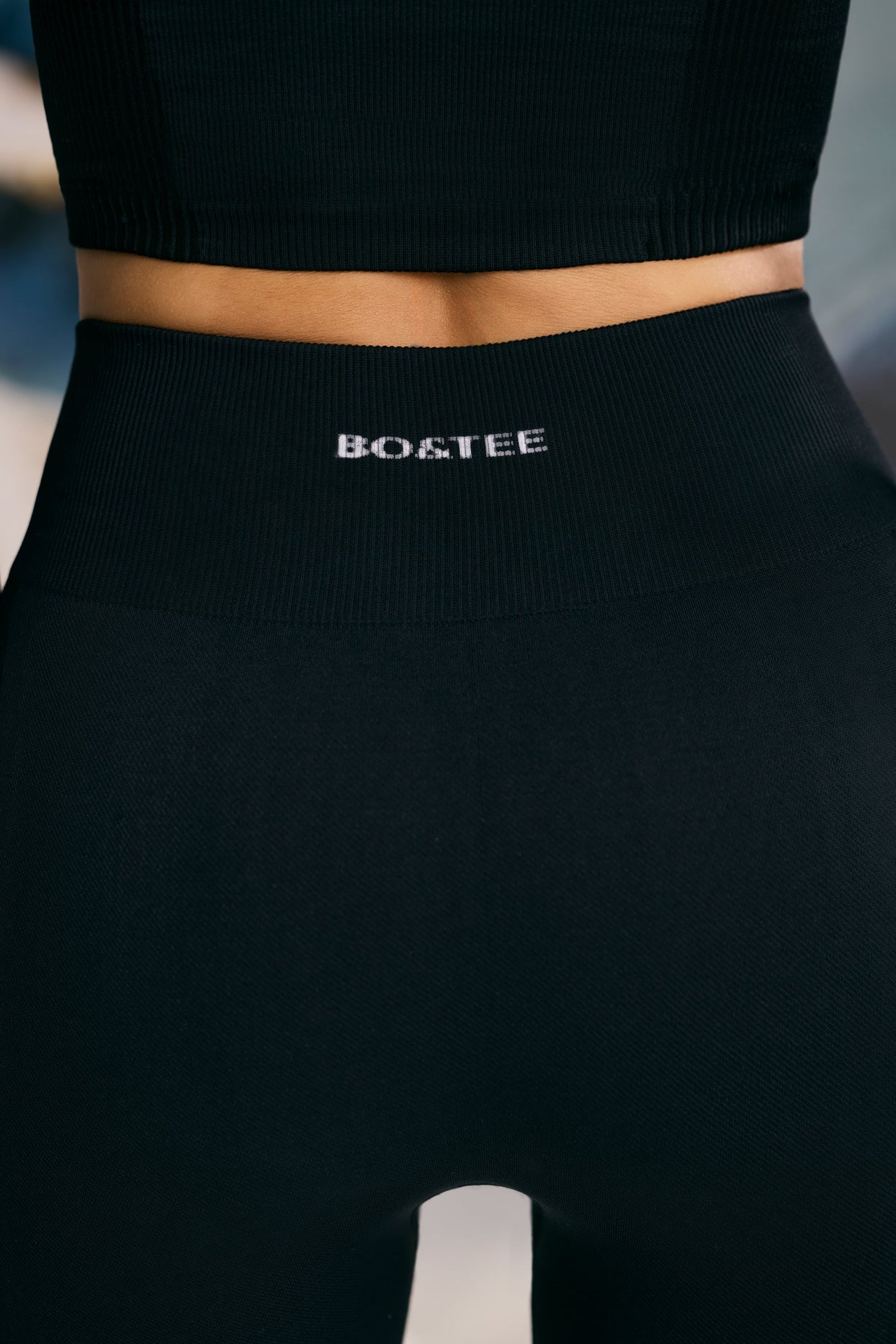 Super Sculpt Seamless Base Layer Leggings in Black