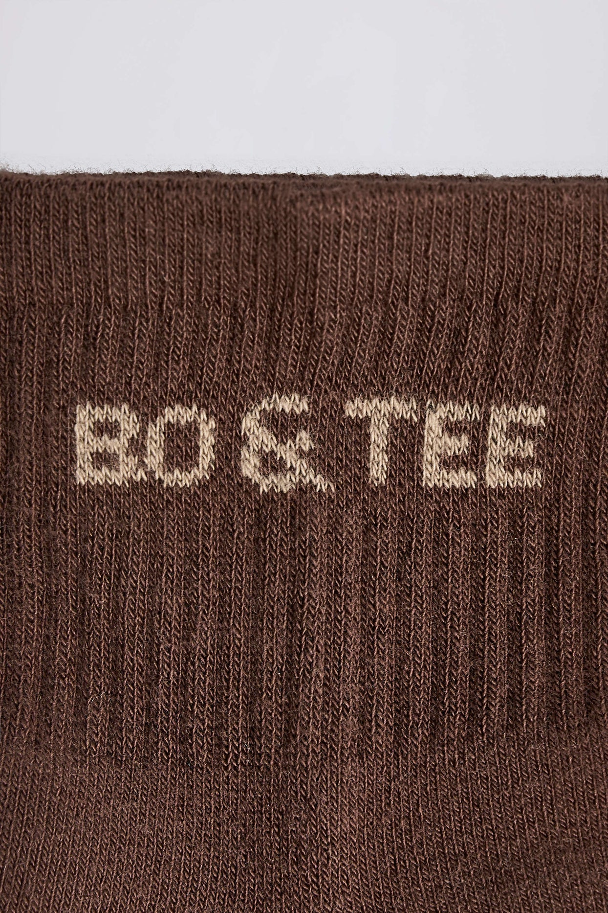 مجموعة جوارب بيلاتيس بلون موكا متعدد