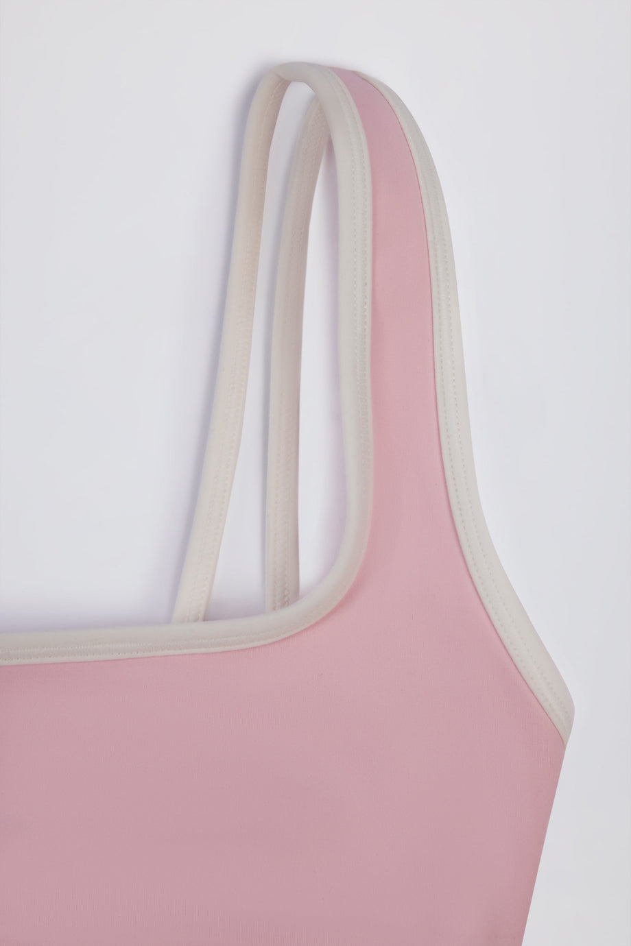 Soft Active Contrast Sports Bra in Powder Pink