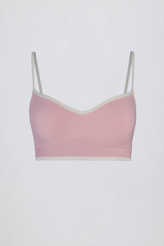 Soft Active Sweetheart-Neck Contrast Sports Bra in Powder Pink