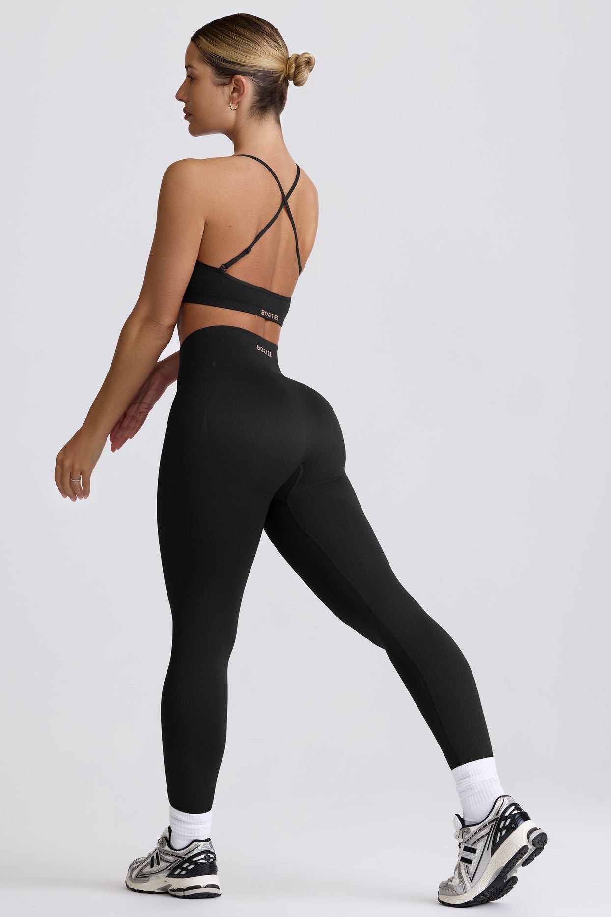 Super Sculpt Seamless Leggings in Black