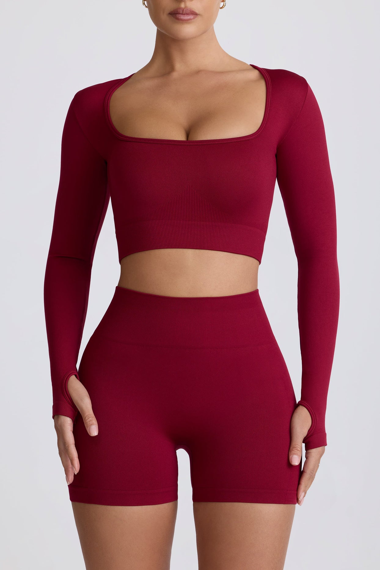 Super Sculpt Seamless Long-Sleeve Crop Top in Burgundy